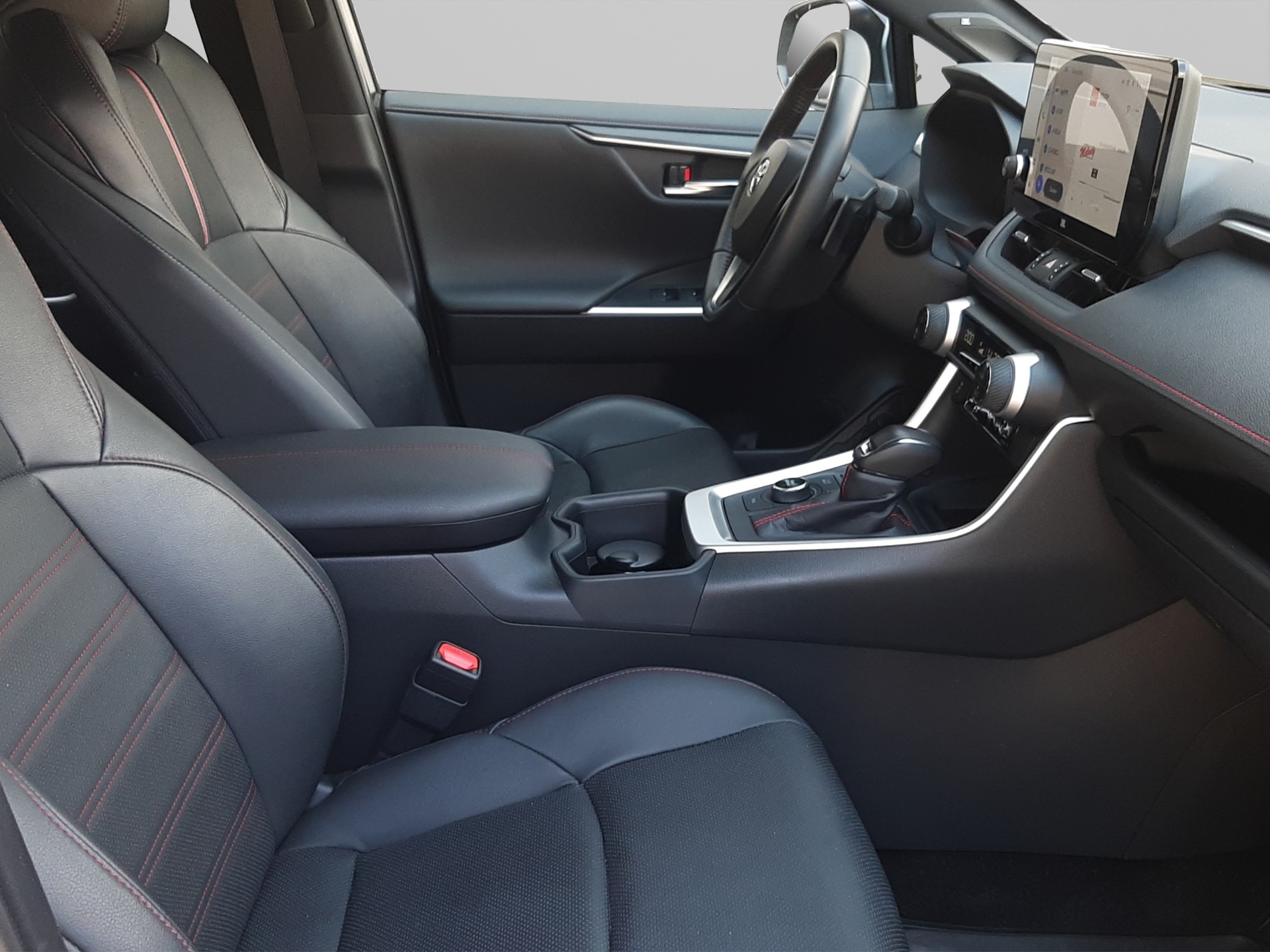 TOYOTA RAV4 2.5 Plug-In-Hybrid Platinum-image-15
