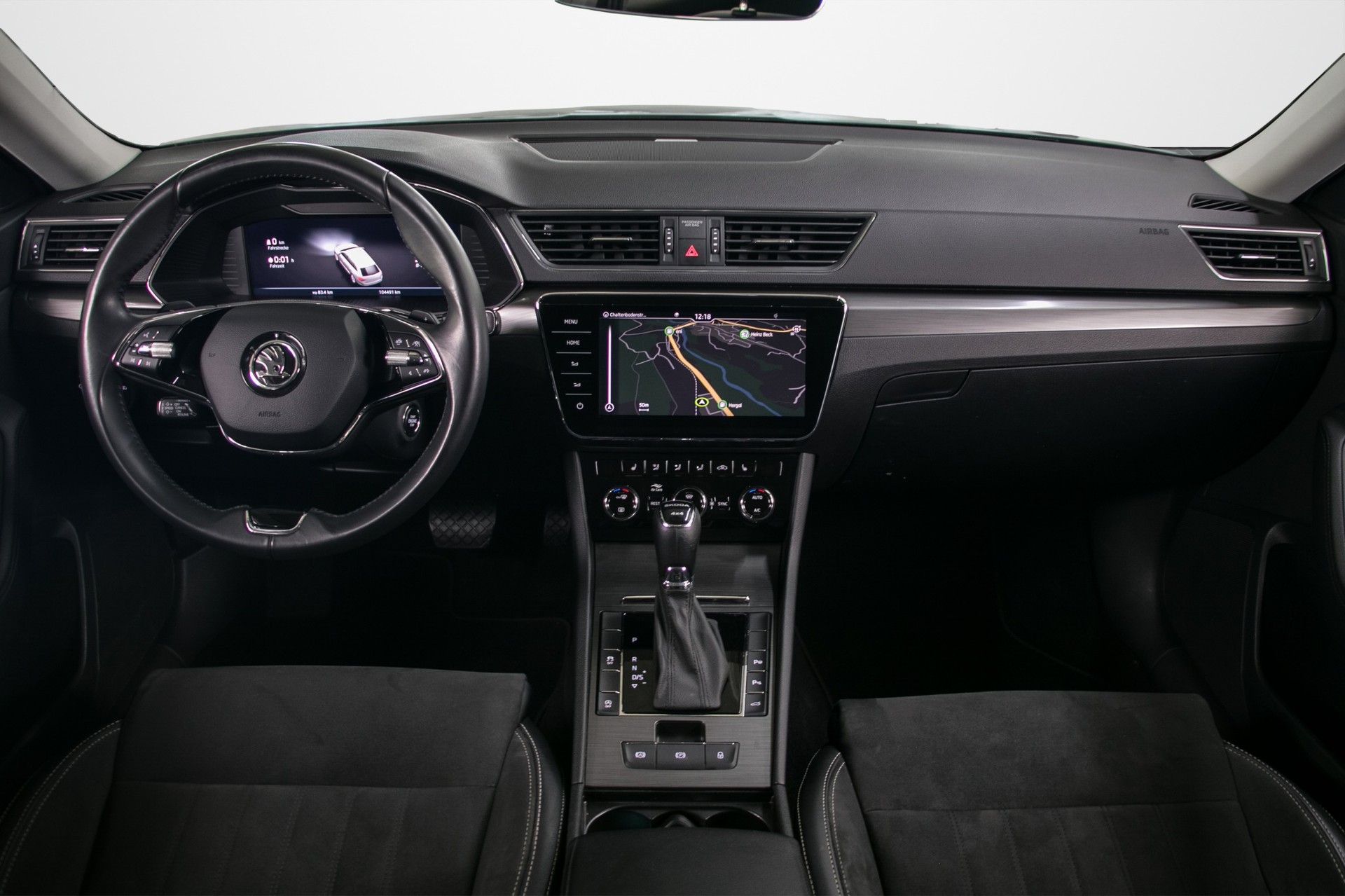 SKODA Superb Combi 2.0 TDi Style 4x4 DSG-image-3