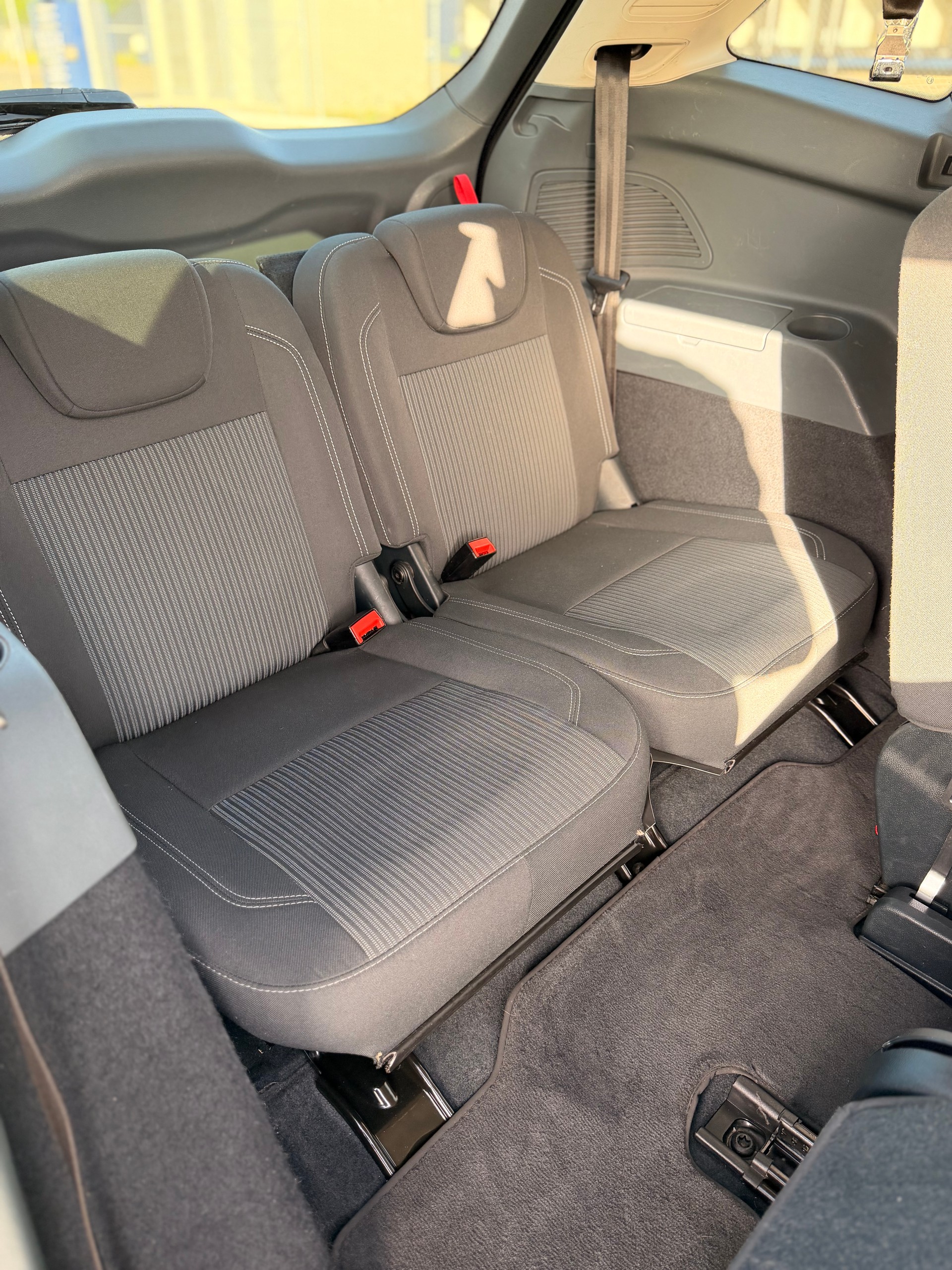 FORD Grand C-Max 1.0 SCTi Family-Edition-image-25