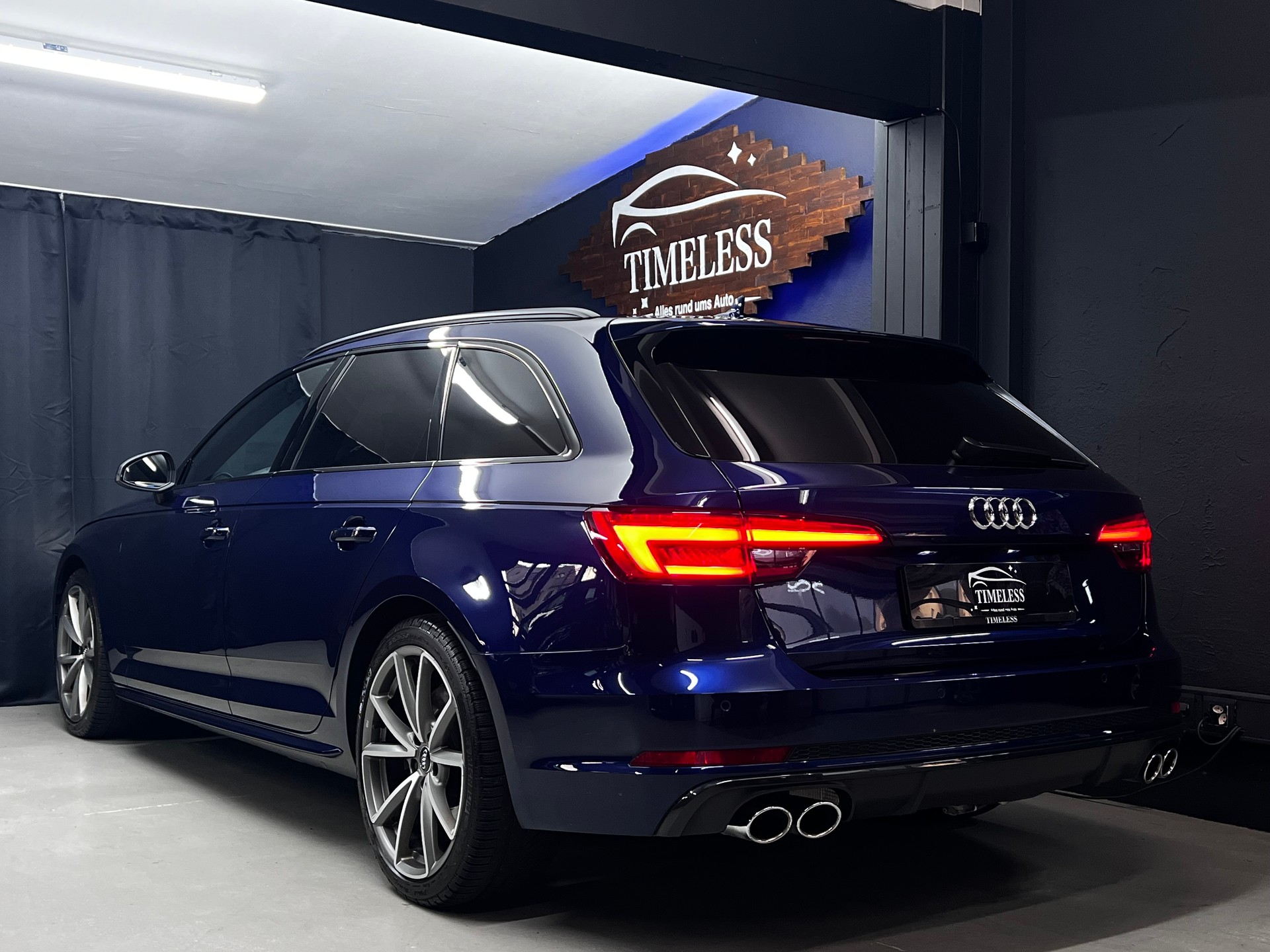 AUDI S4 Avant 3.0 TFSI quattro tiptronic-image-6
