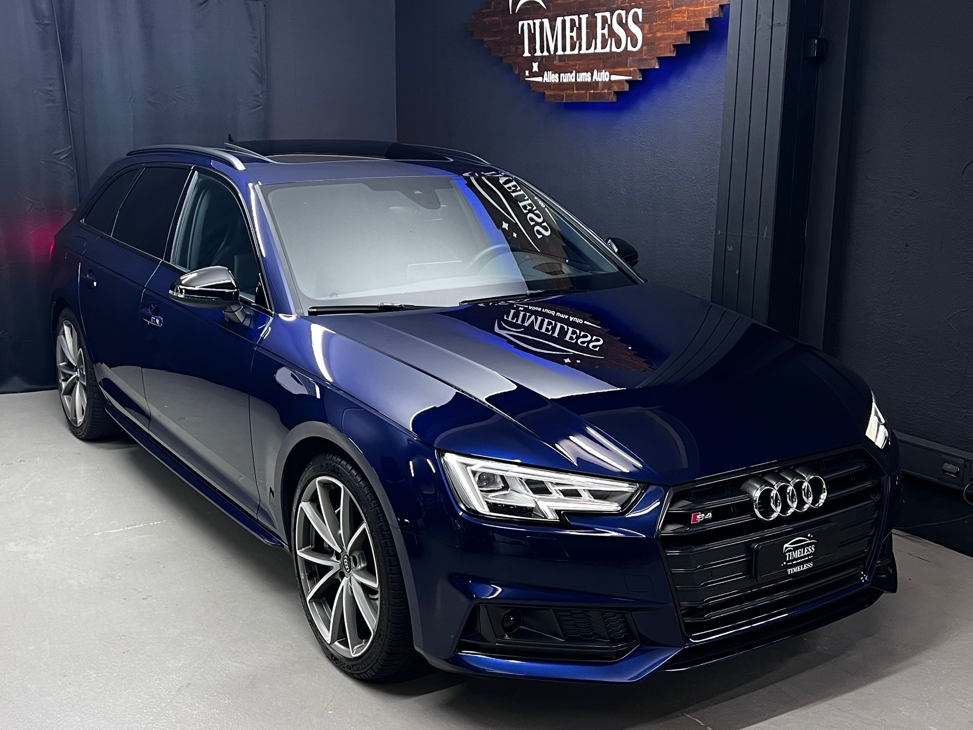 AUDI S4 Avant 3.0 TFSI quattro tiptronic-image-2