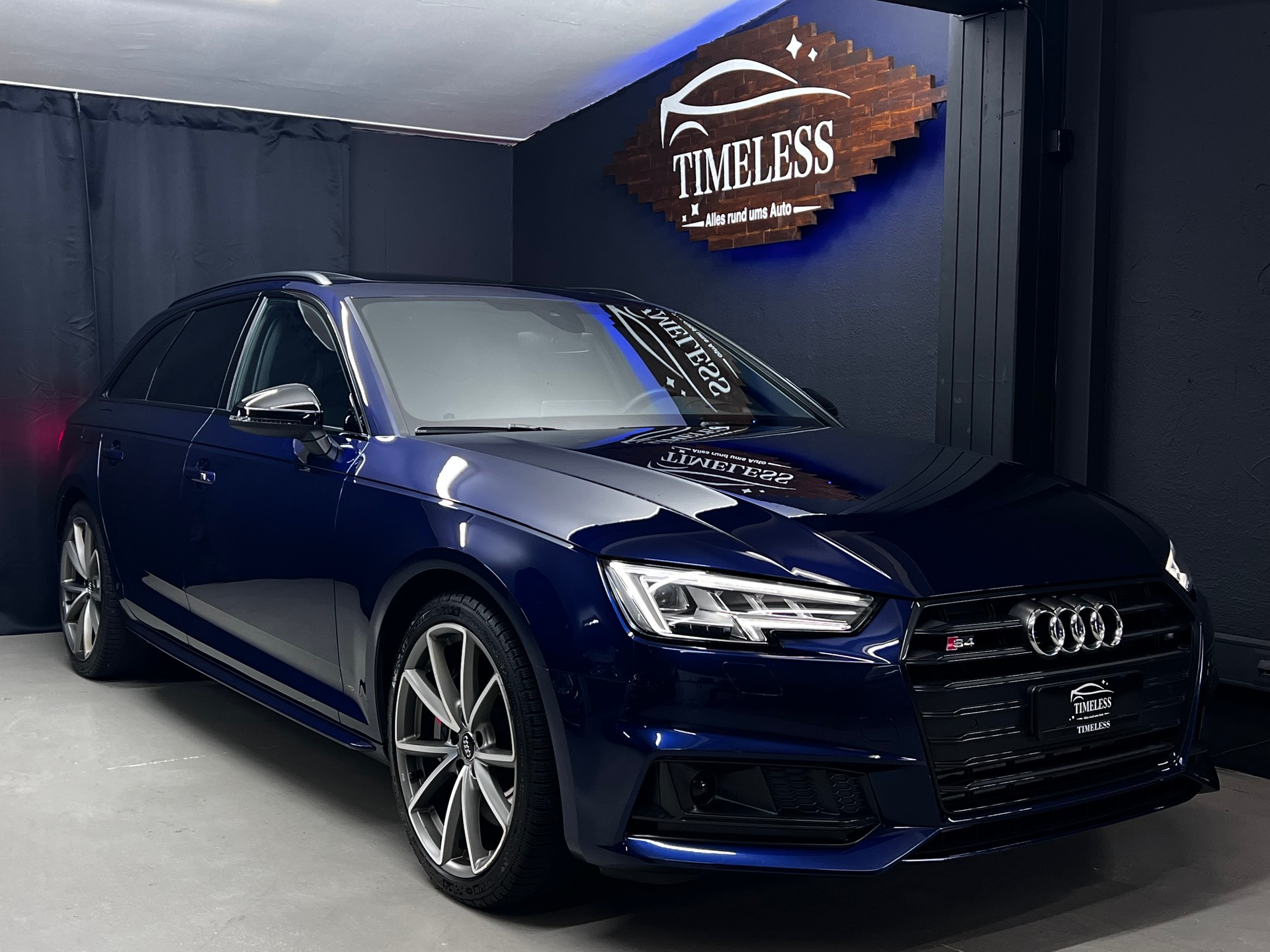 AUDI S4 Avant 3.0 TFSI quattro tiptronic-image-1