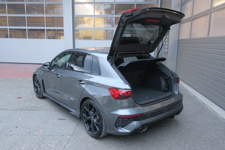 AUDI RS3 Sportback 2.5 TSI quattro S-tronic-image-5