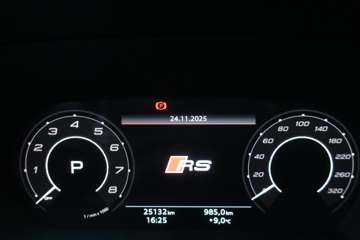 AUDI RS3 Sportback 2.5 TSI quattro S-tronic-image-9
