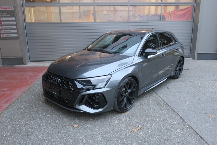 AUDI RS3 Sportback 2.5 TSI quattro S-tronic-image-0