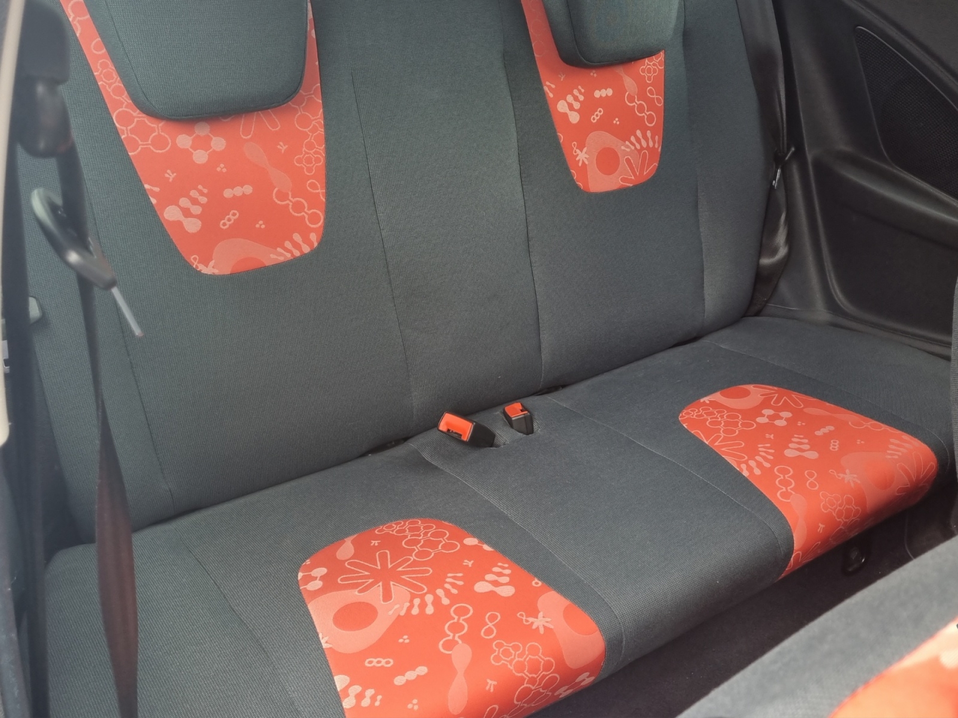 FORD Ka 1.2 Ambiente-image-12