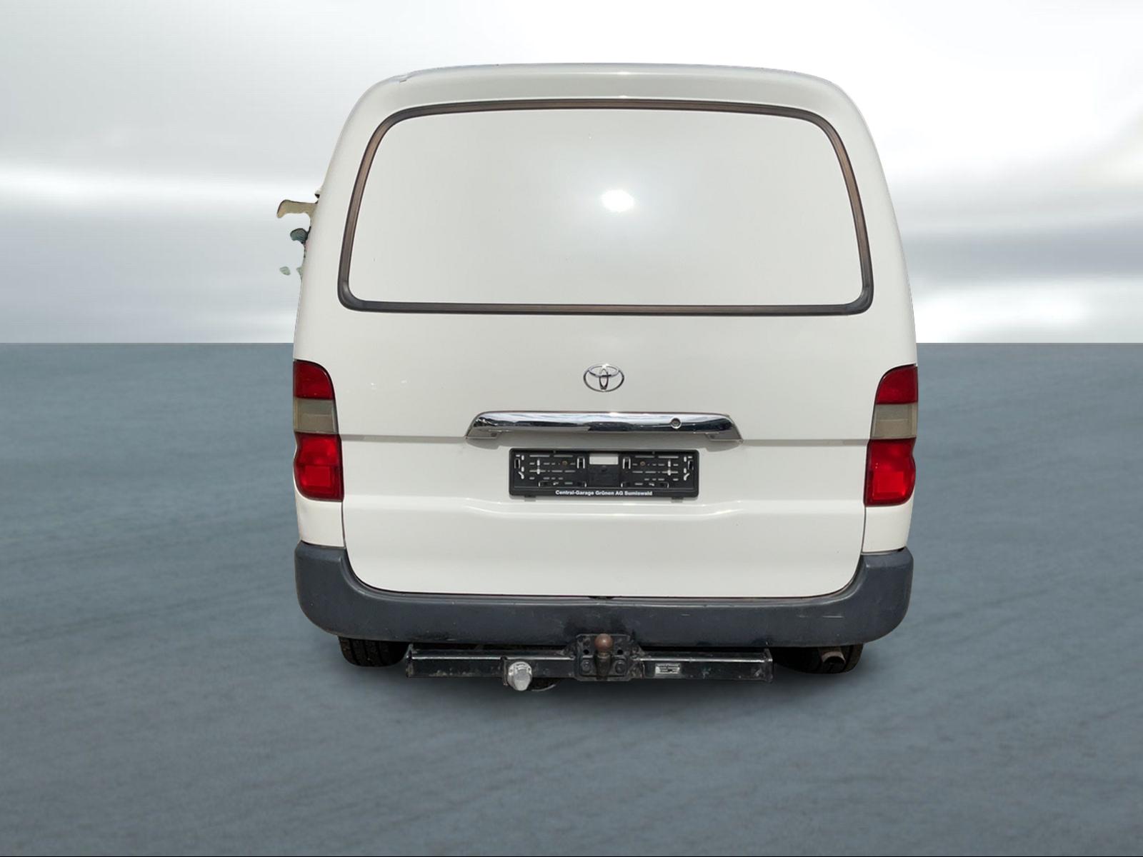 TOYOTA HIACE Kombi LWB 2.5 D-4D 3 P. CS-image-8
