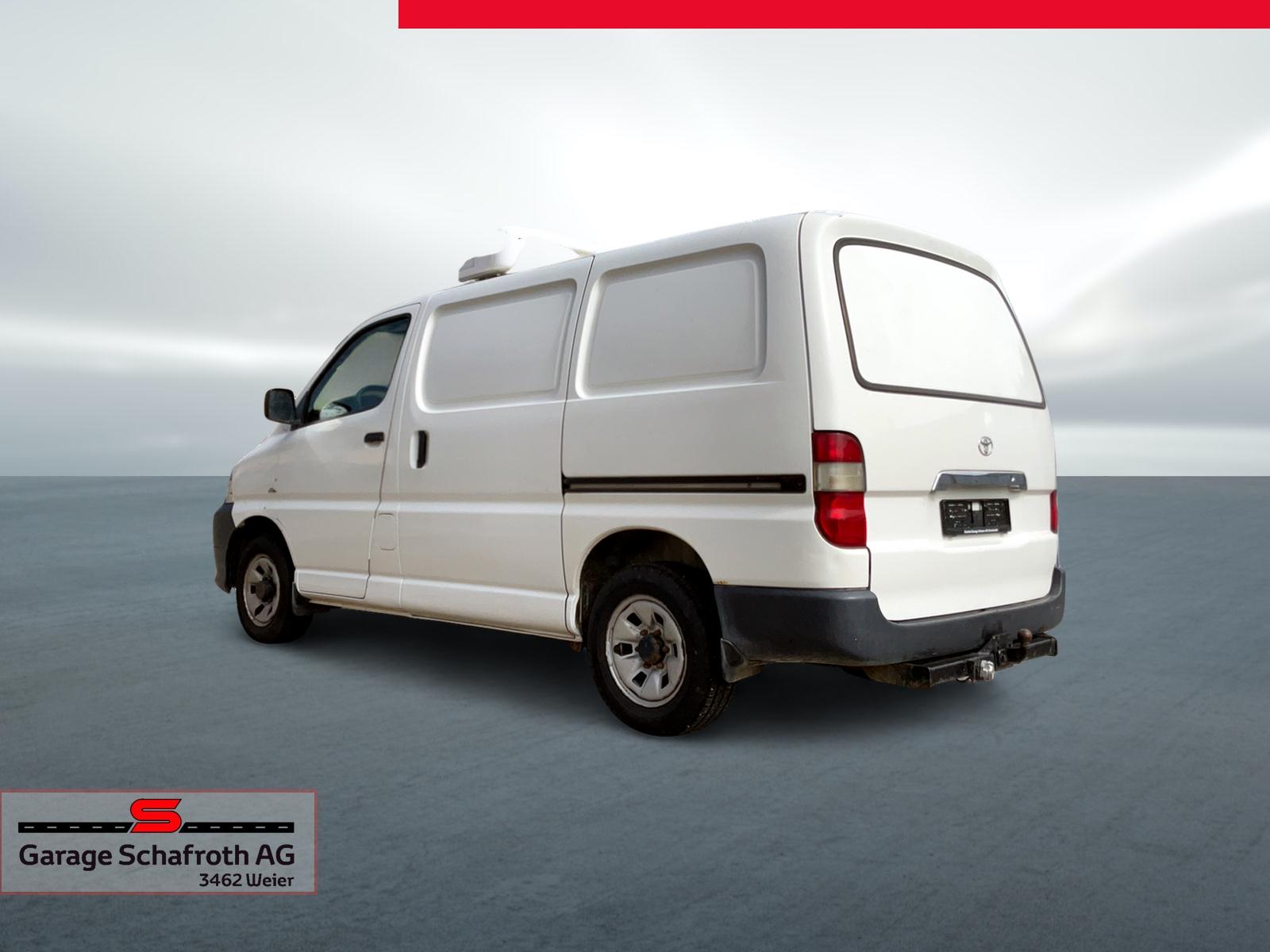 TOYOTA HIACE Kombi LWB 2.5 D-4D 3 P. CS-image-13