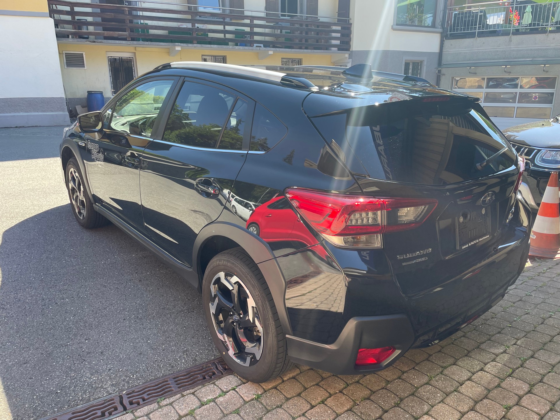 SUBARU XV 2.0 Swiss Plus AWD Lineartronic-image-4