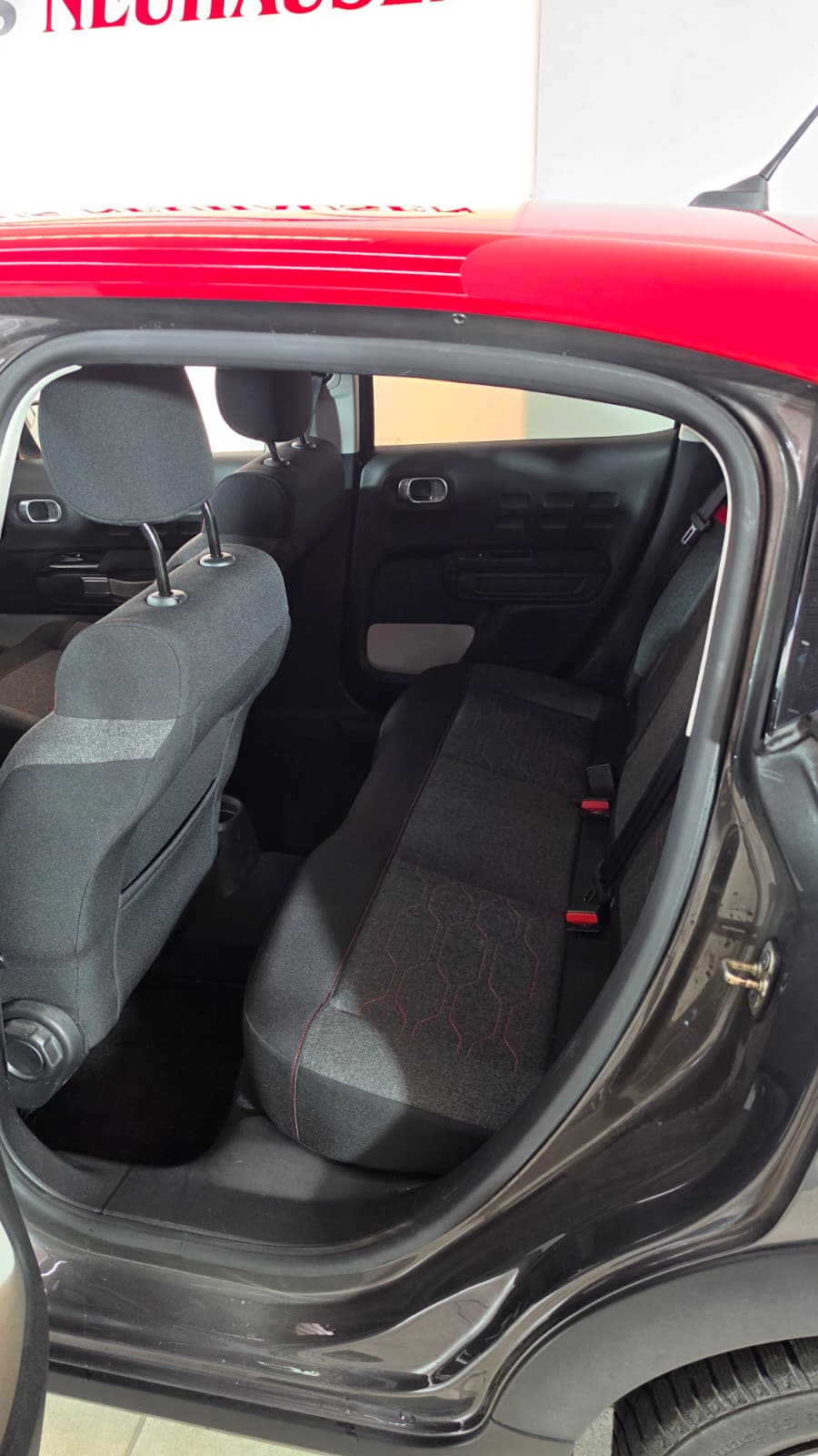 CITROEN C3 1.2i PureTech Shine EAT, Schweizer Fahrzeug, Frisch ab MFK und Frisch ab Service-image-11