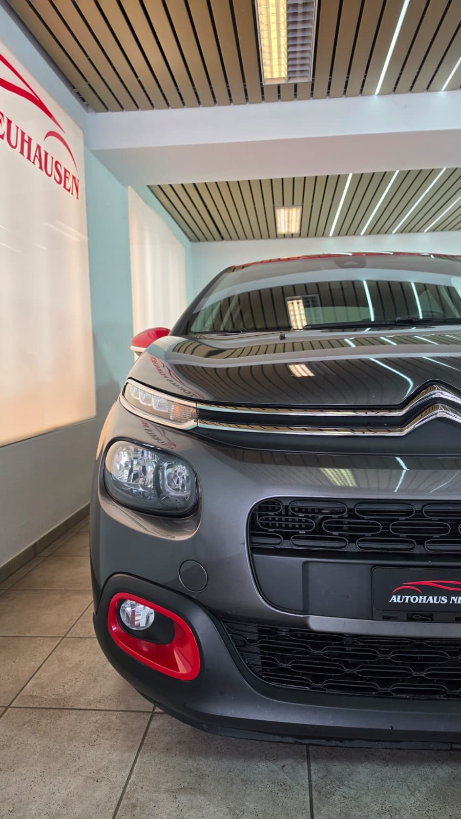 CITROEN C3 1.2i PureTech Shine EAT, Schweizer Fahrzeug, Frisch ab MFK und Frisch ab Service-showroom-element-3