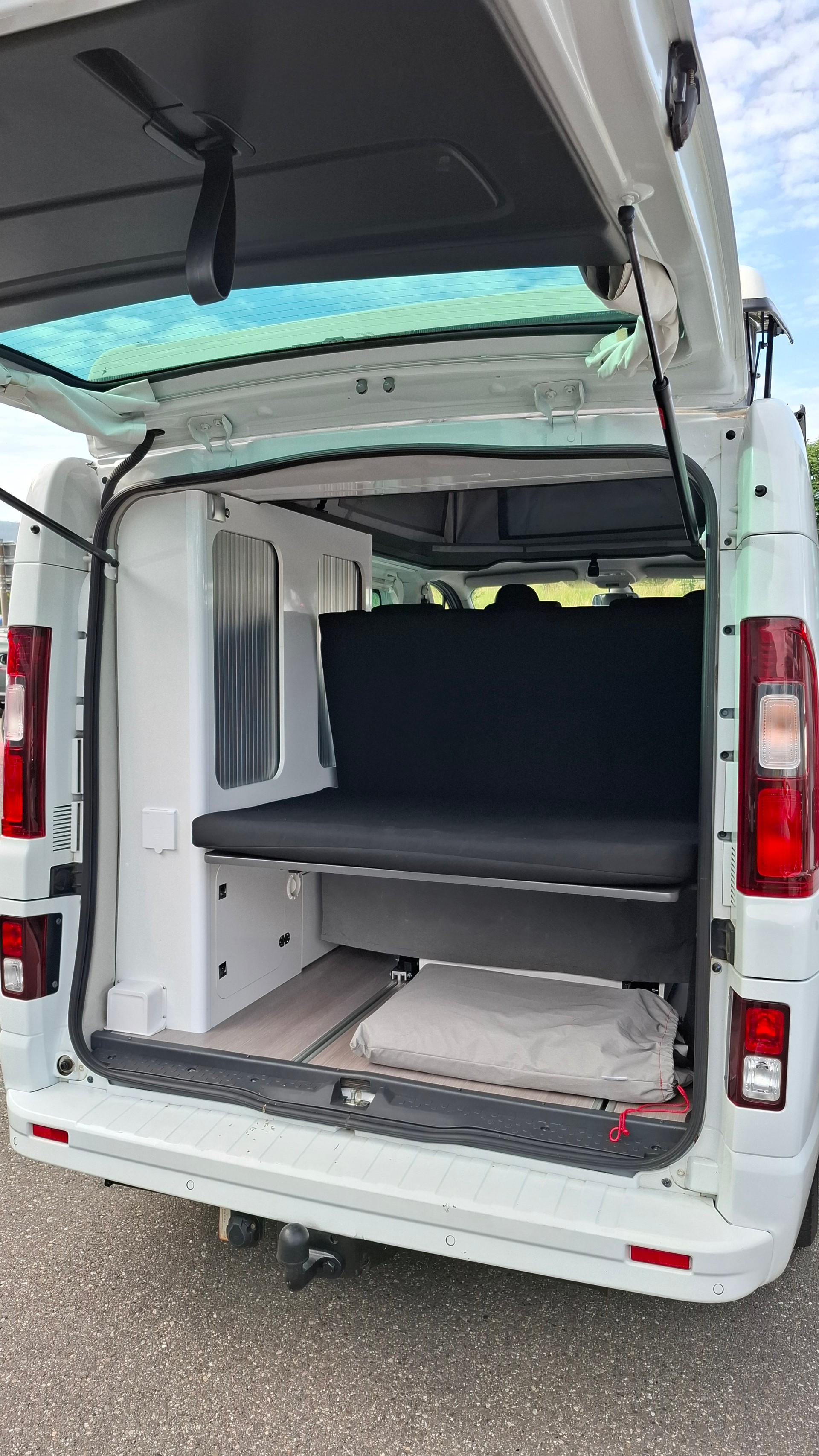 ADRIA Active Renault Trafic L1-image-6