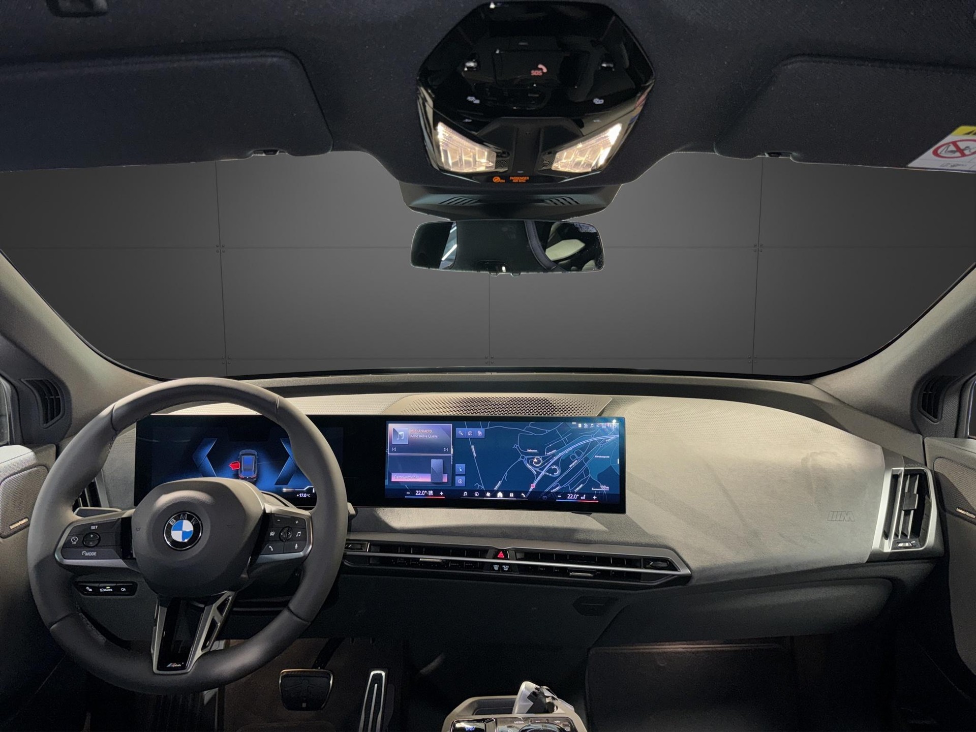 BMW iX xDrive60-image-18