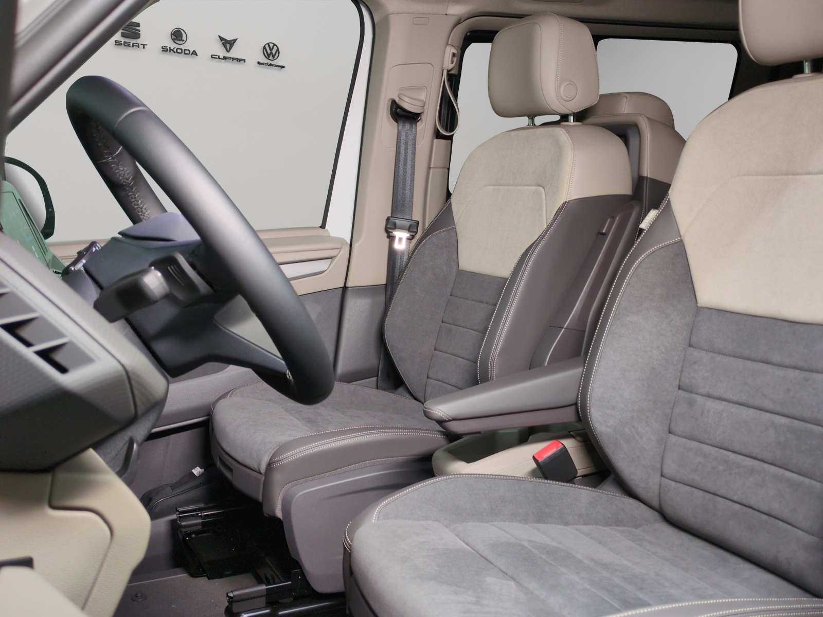 VW Multivan 2.0 TSI Life Edition DSG-image-5