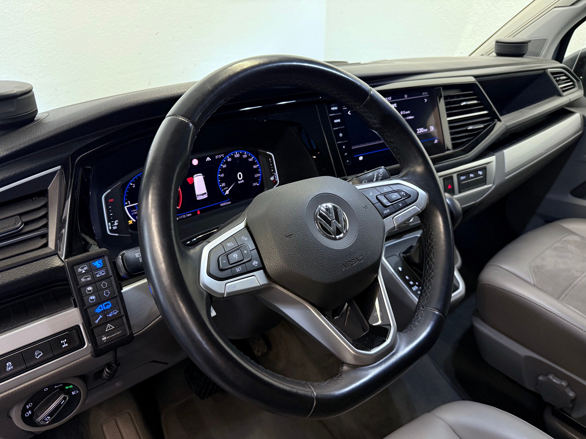 VW T6.1 California 2.0 Bi-TDI Ocean Liberty 4Motion DSG-image-17