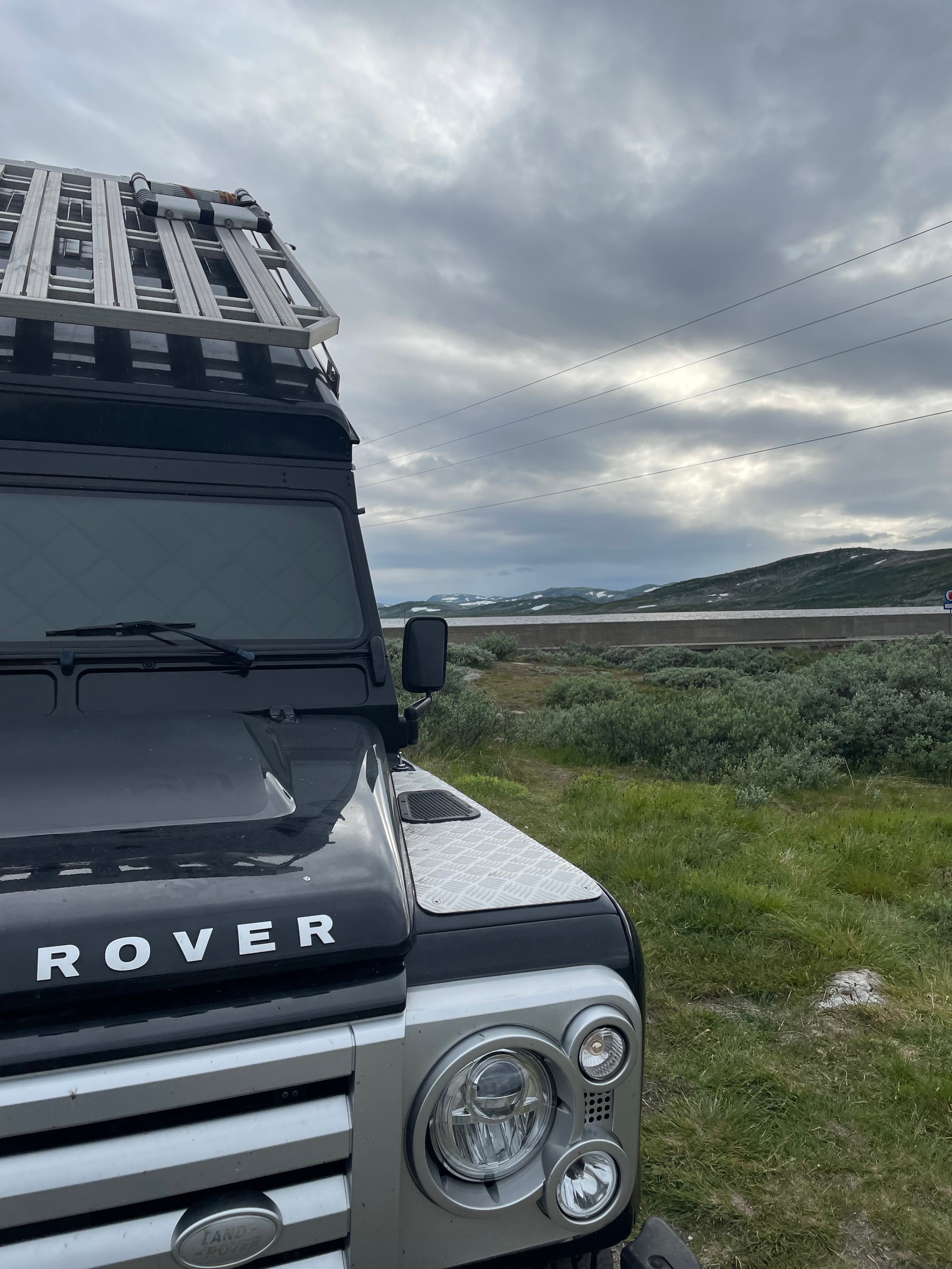 LAND ROVER 2.4 Tdi SVX SW-image-0