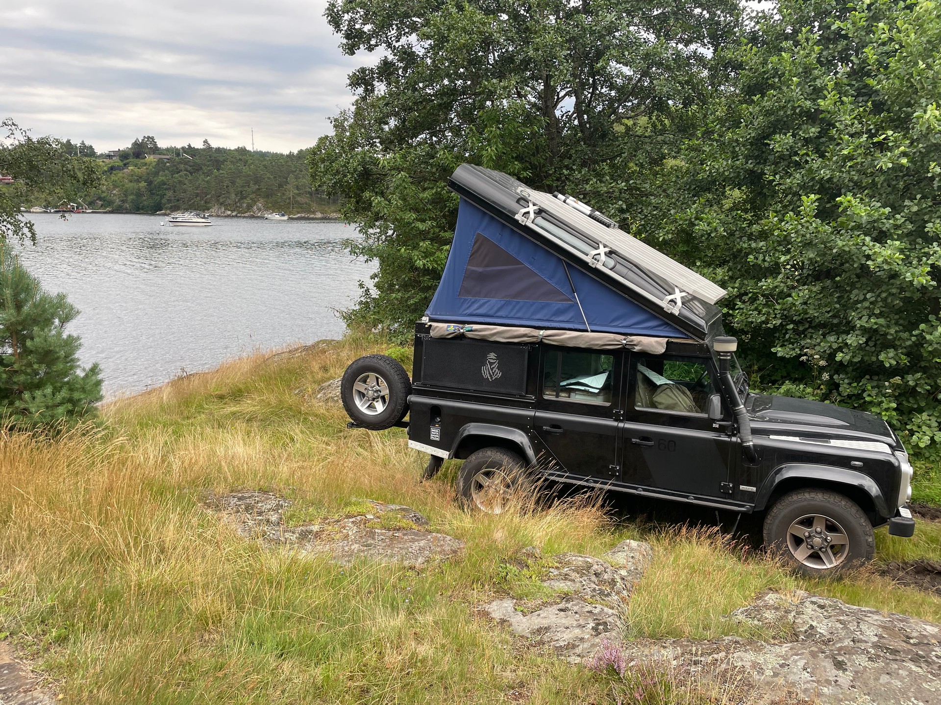 LAND ROVER 2.4 Tdi SVX SW-image-4