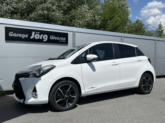 TOYOTA Yaris 1.33 Style-image-0