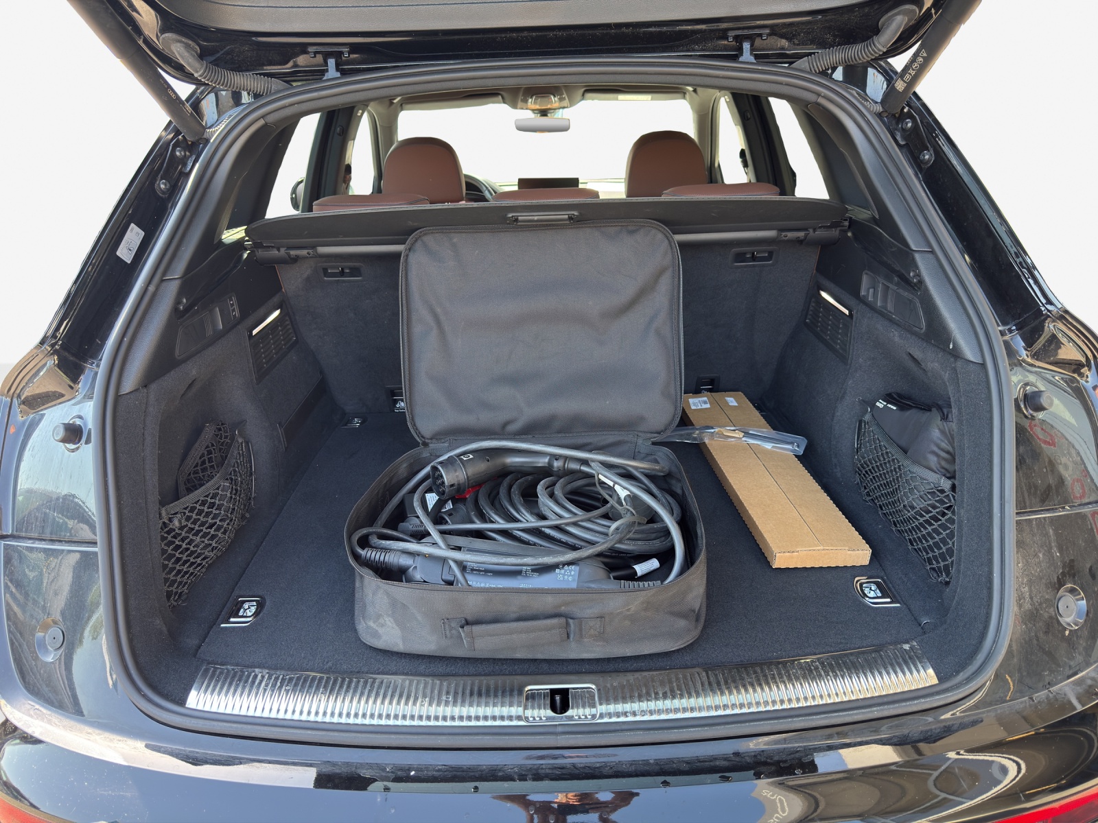 AUDI Q5 50 TFSI e PHEV S line quattro S-tronic-image-13