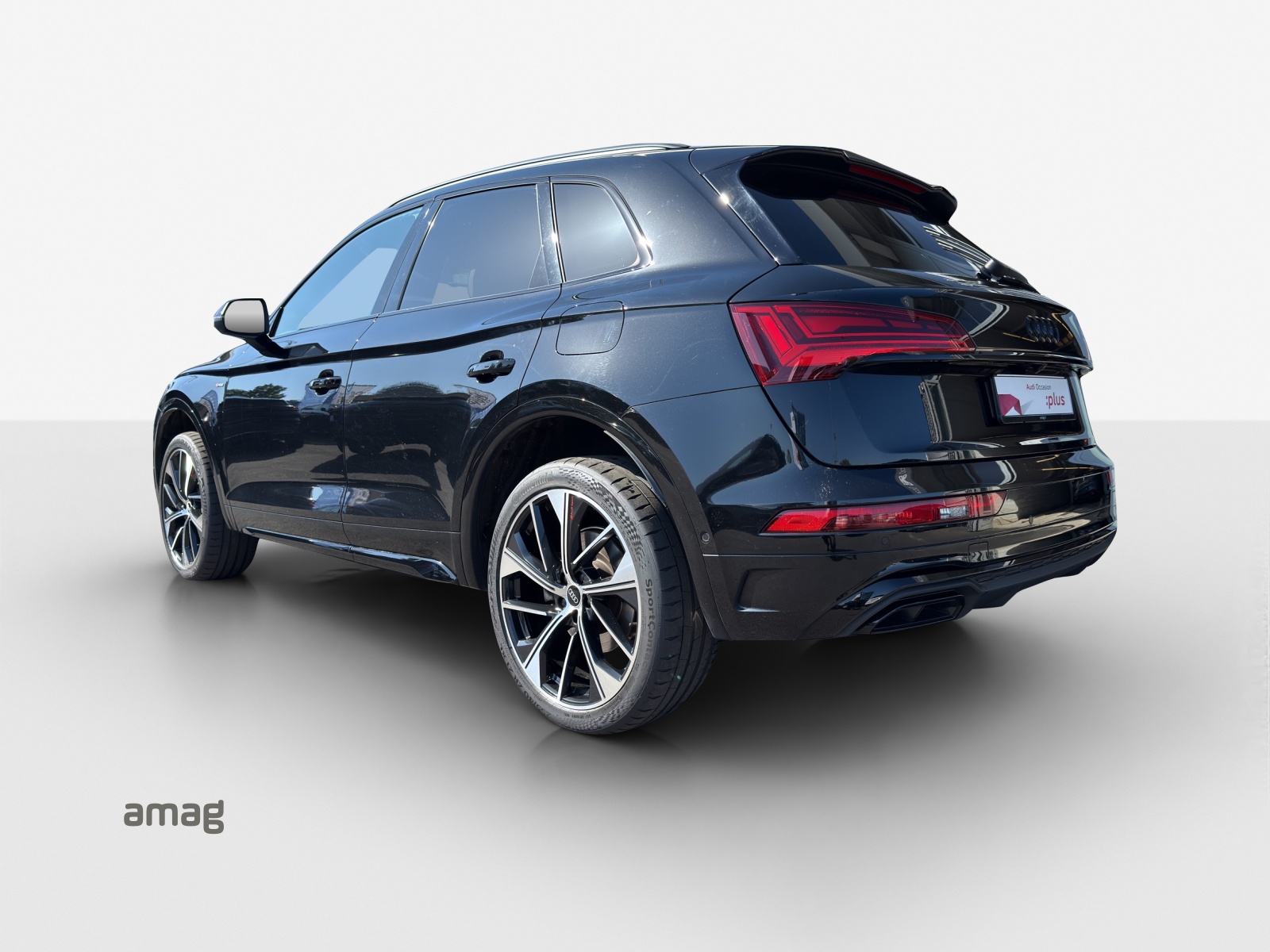 AUDI Q5 50 TFSI e PHEV S line quattro S-tronic-image-2
