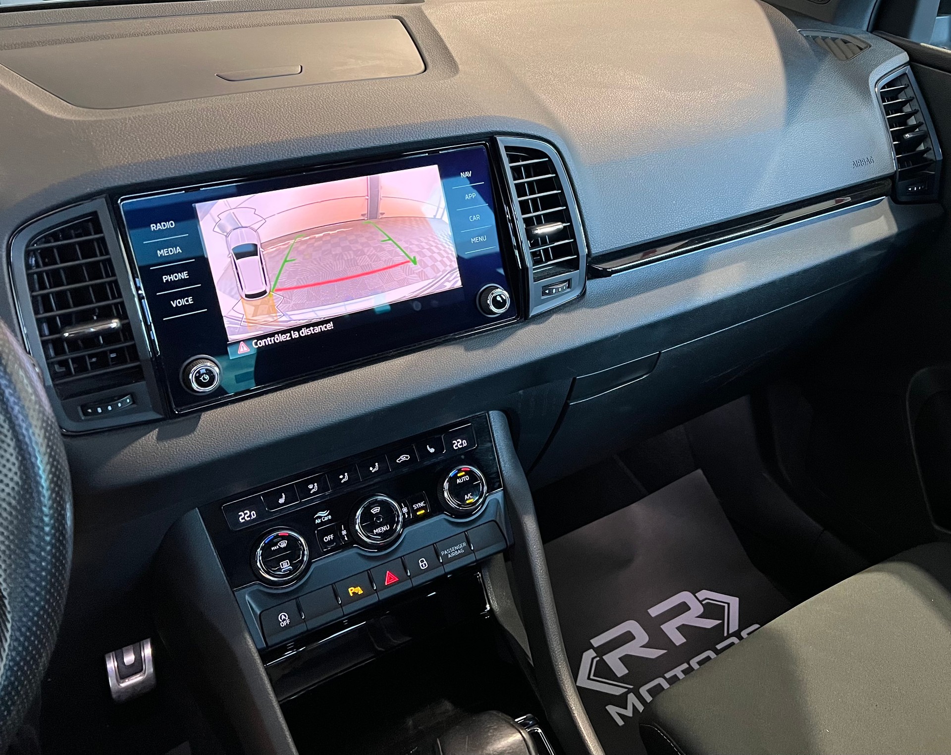 SKODA Karoq 2.0 TSI SportLine 4x4 DSG-image-8