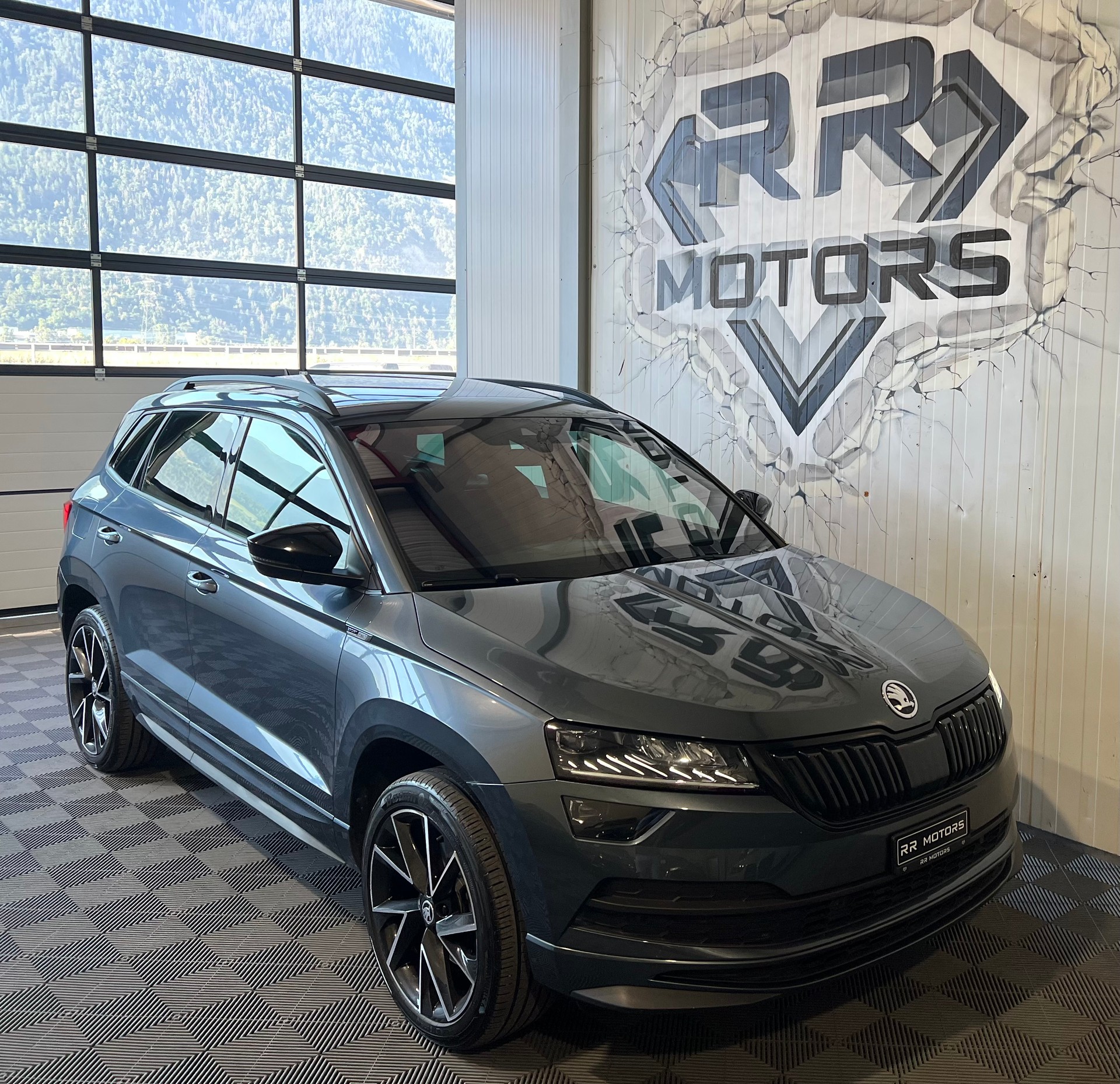 SKODA Karoq 2.0 TSI SportLine 4x4 DSG-image-6