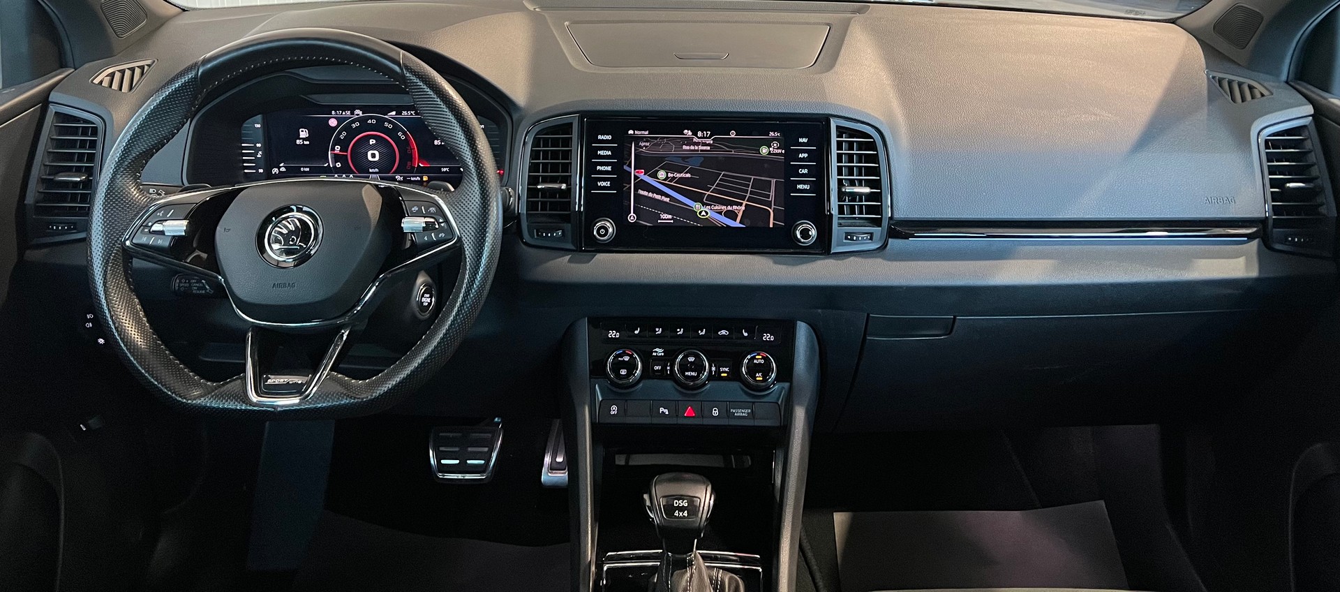 SKODA Karoq 2.0 TSI SportLine 4x4 DSG-image-9