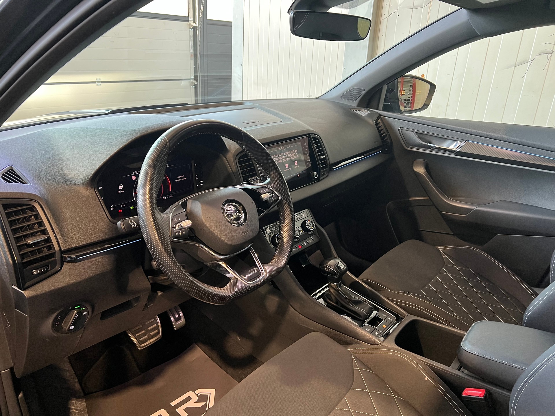 SKODA Karoq 2.0 TSI SportLine 4x4 DSG-image-11