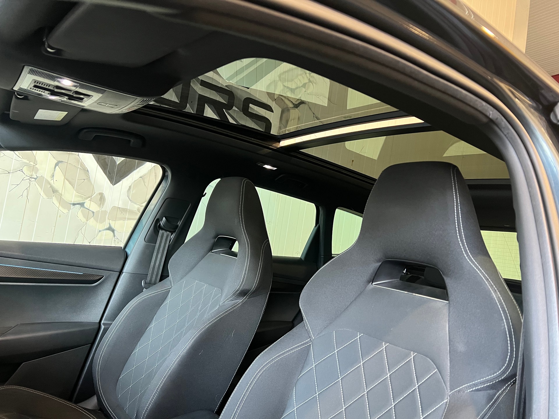SKODA Karoq 2.0 TSI SportLine 4x4 DSG-image-13