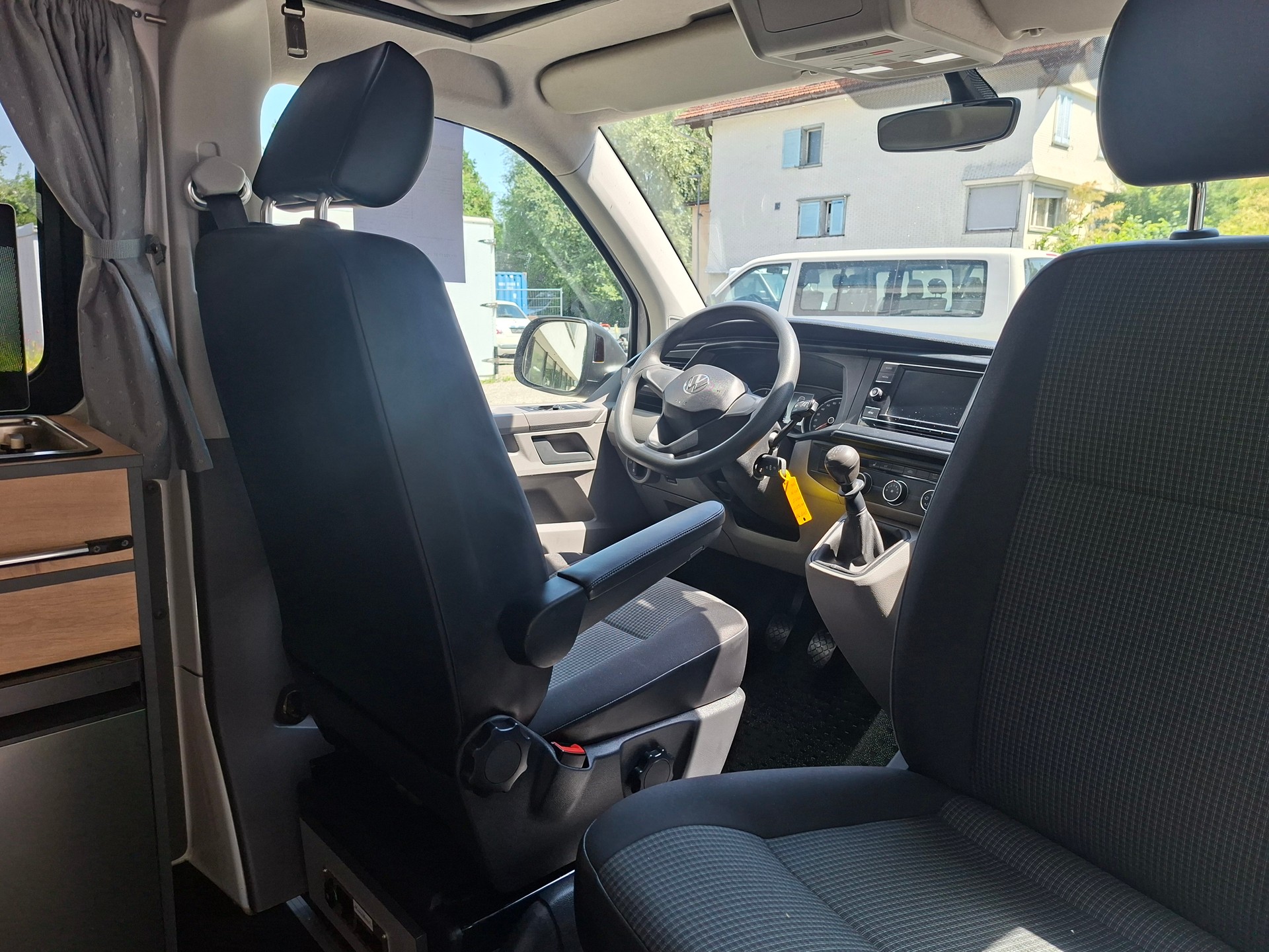 VW VW T6.1 2.0 TDI MareMonti COMFORT Camper 5Sitze-image-7
