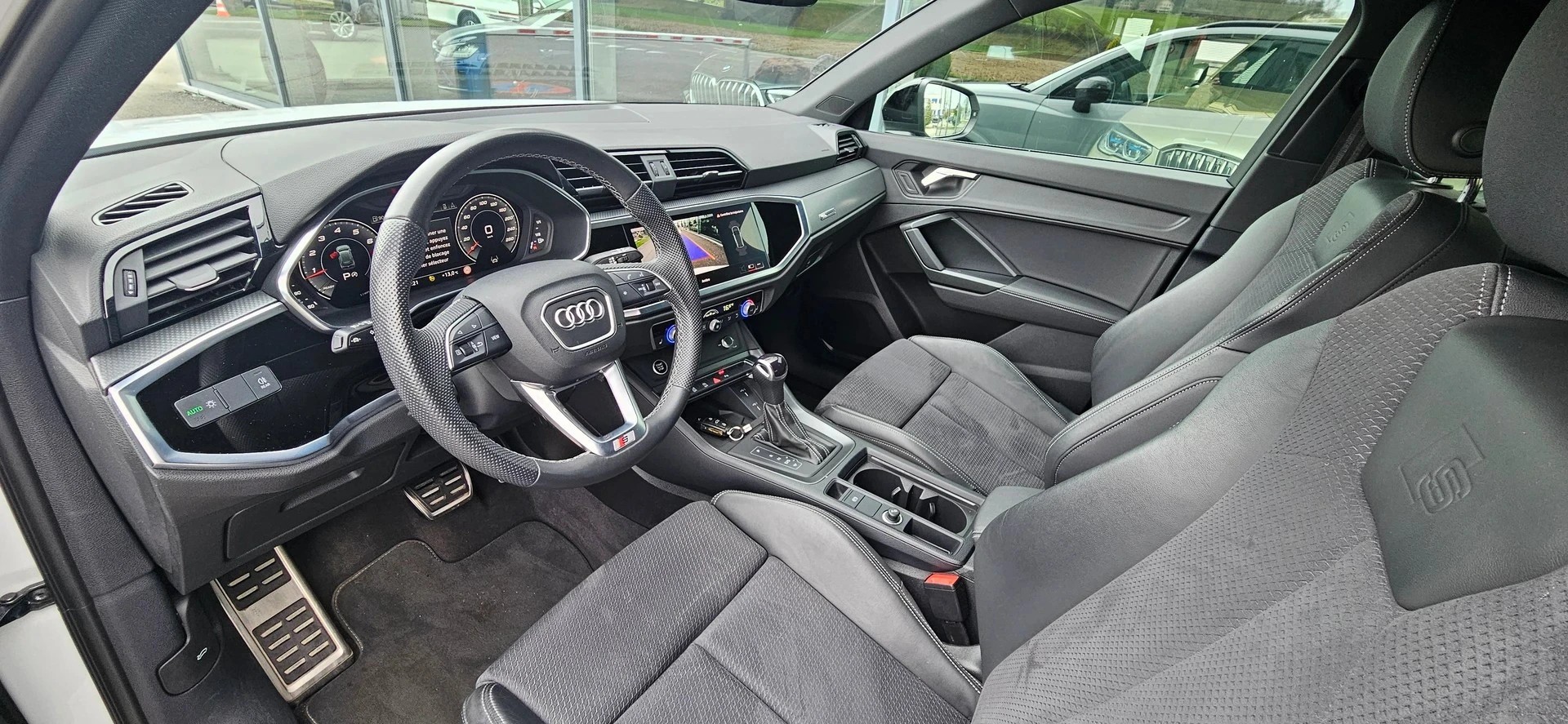 AUDI Q3 Sportback 35 TFSI S line Attraction S-tronic-image-8