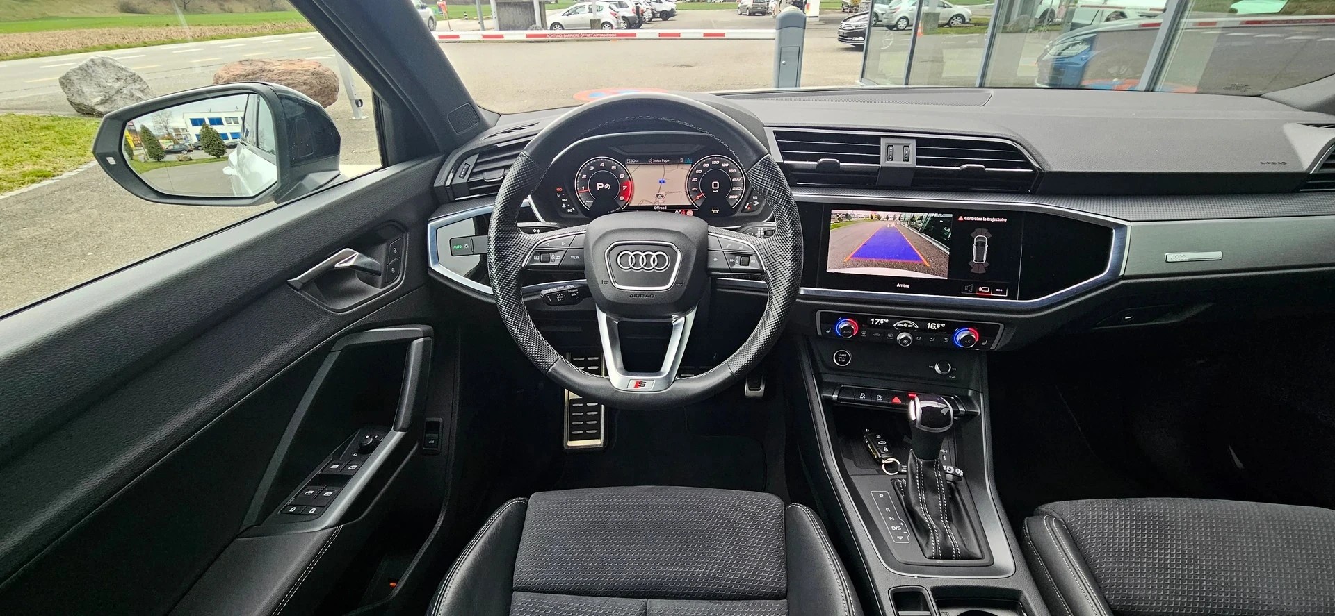 AUDI Q3 Sportback 35 TFSI S line Attraction S-tronic-image-10