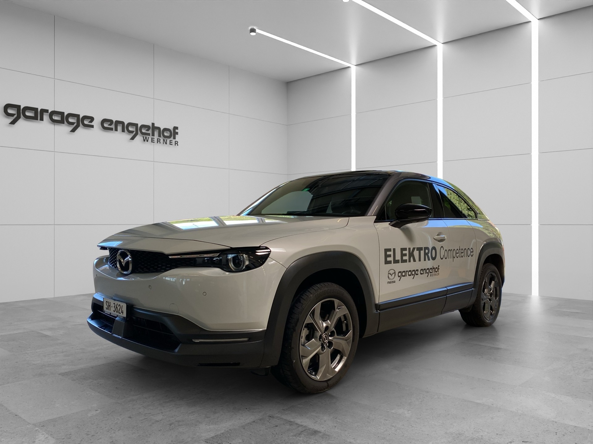 MAZDA MX-30 e-Skyactiv Revolution-image-0