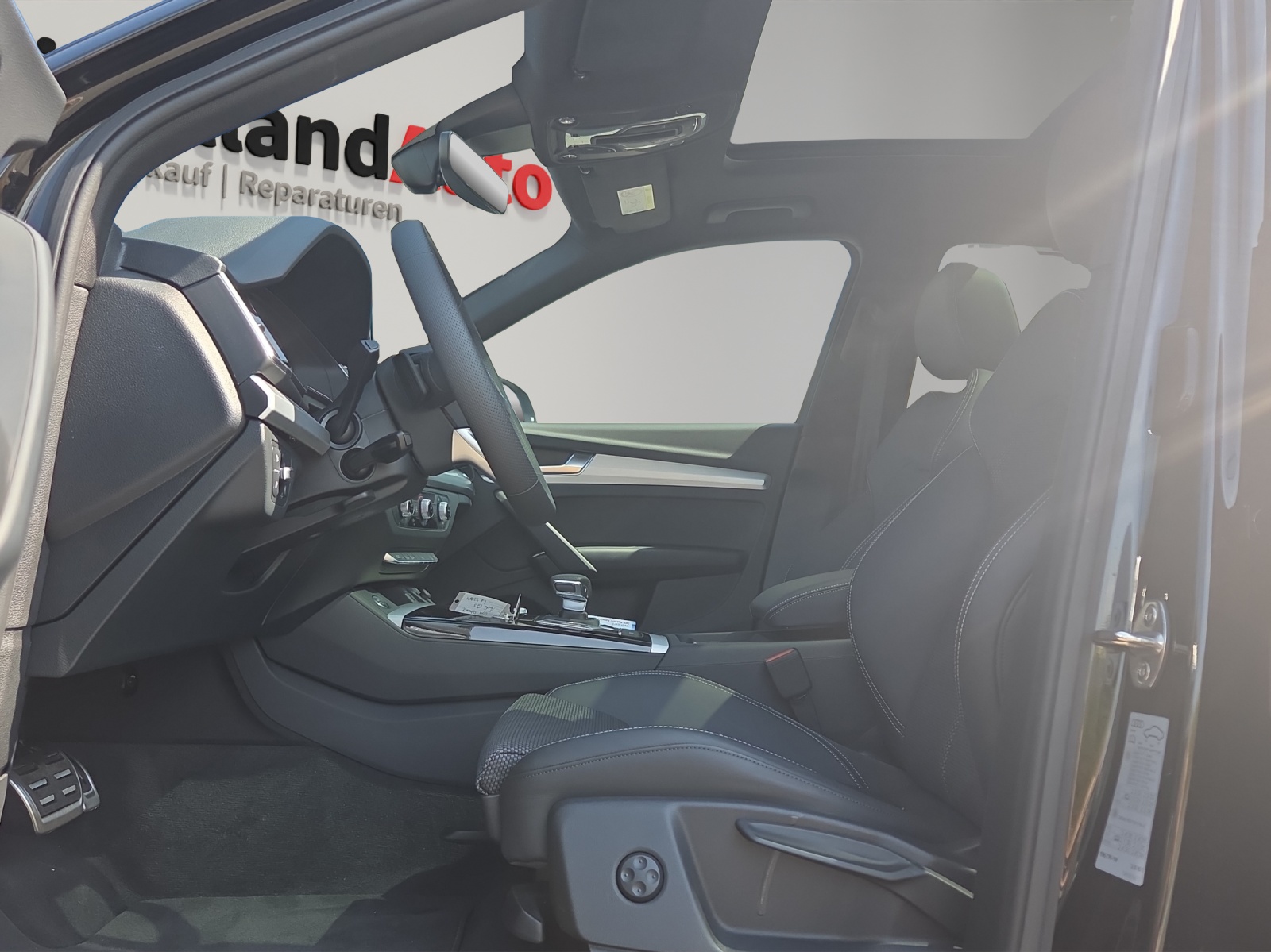 AUDI Q5 40 TDI S-line quattro S-tronic-image-8