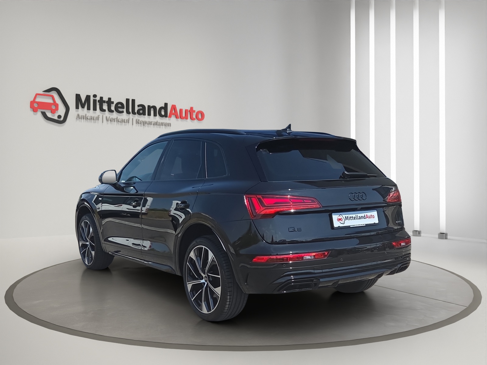 AUDI Q5 40 TDI S-line quattro S-tronic-image-13
