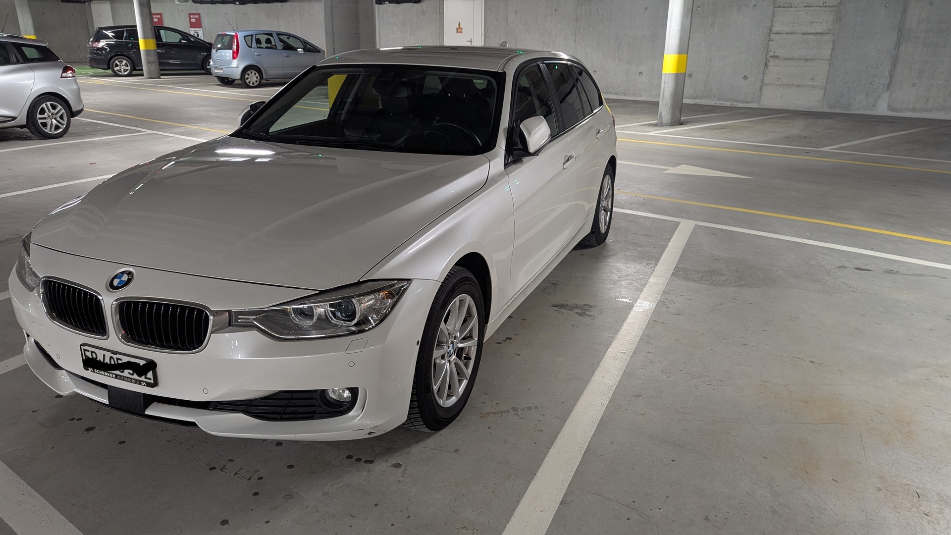 BMW 320d xDrive-image-0