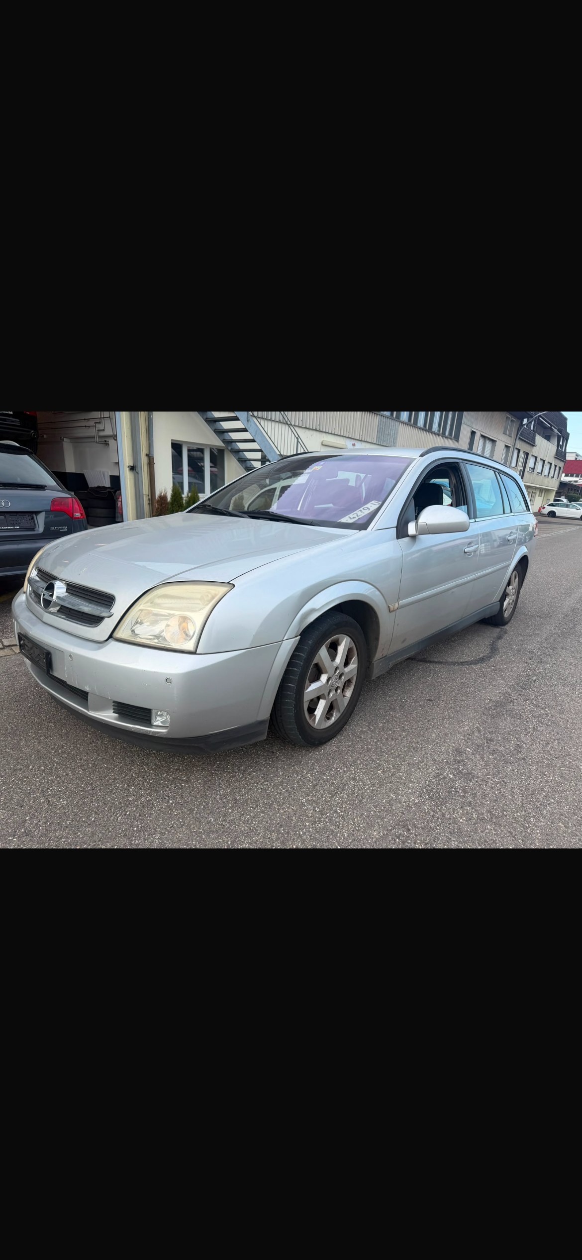 OPEL Vectra Caravan 2.2 Elegance-image-0