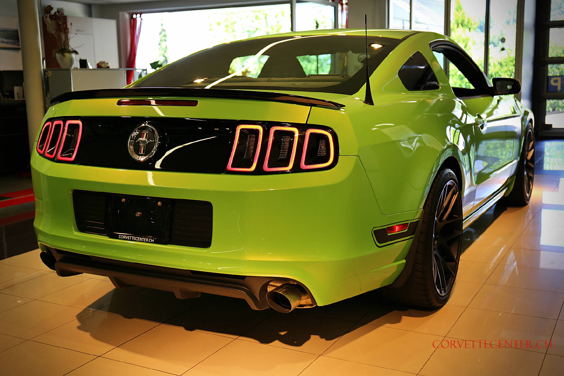 FORD Mustang 302 BOSS Coupé 5.0 V8-image-7