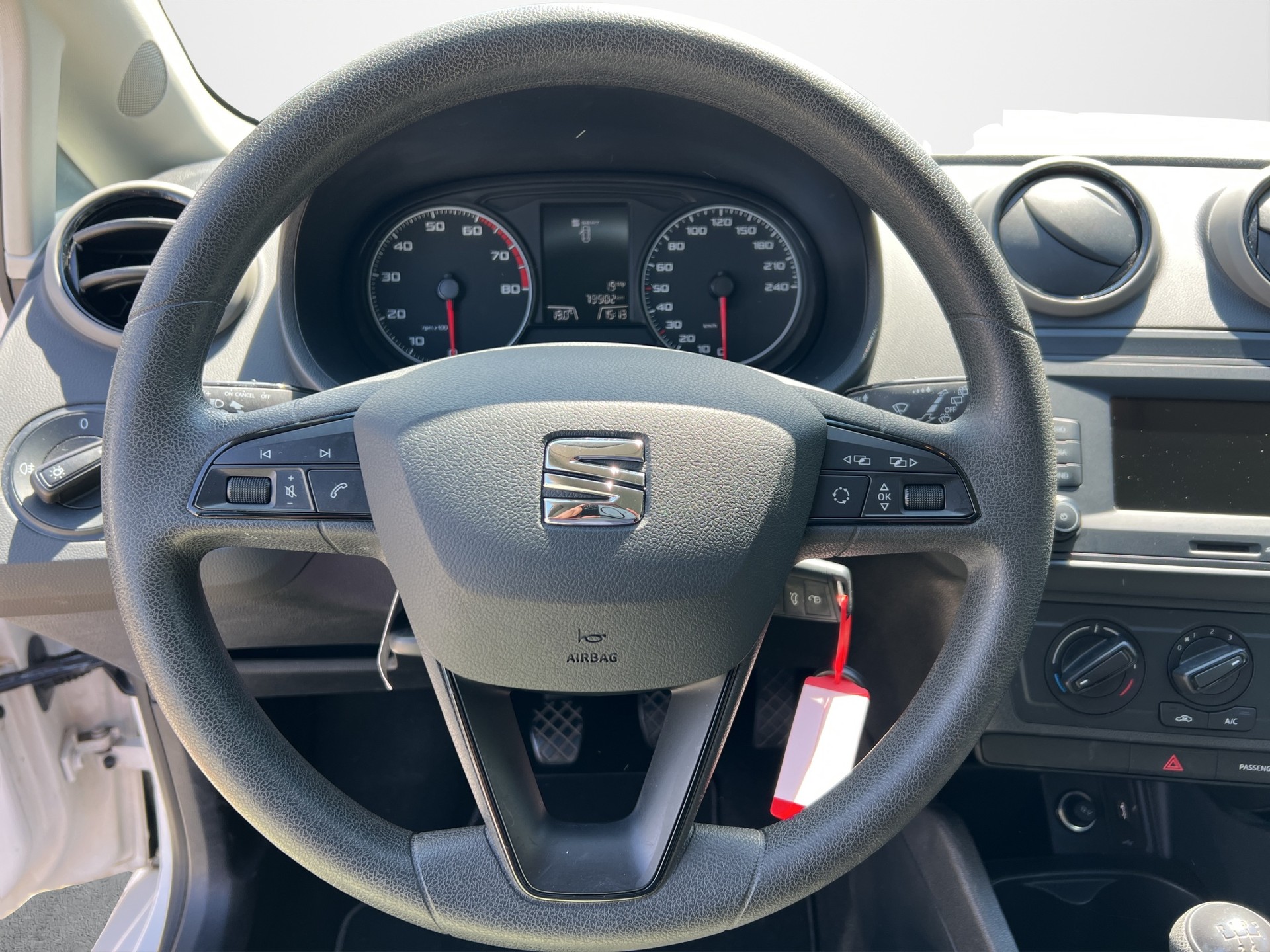 SEAT Ibiza 1.0 EcoTSI Referenc-image-9