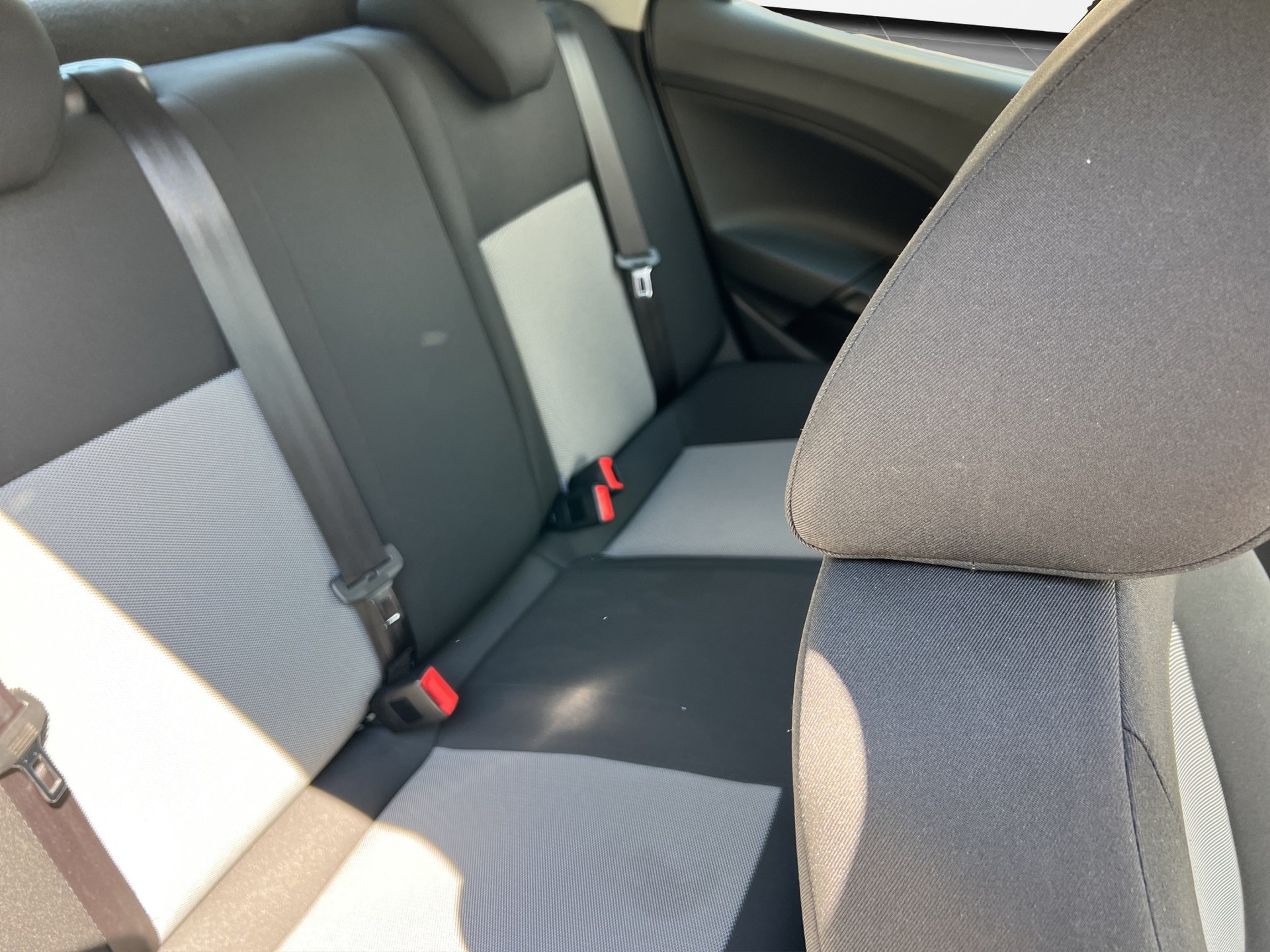 SEAT Ibiza 1.0 EcoTSI Referenc-image-15
