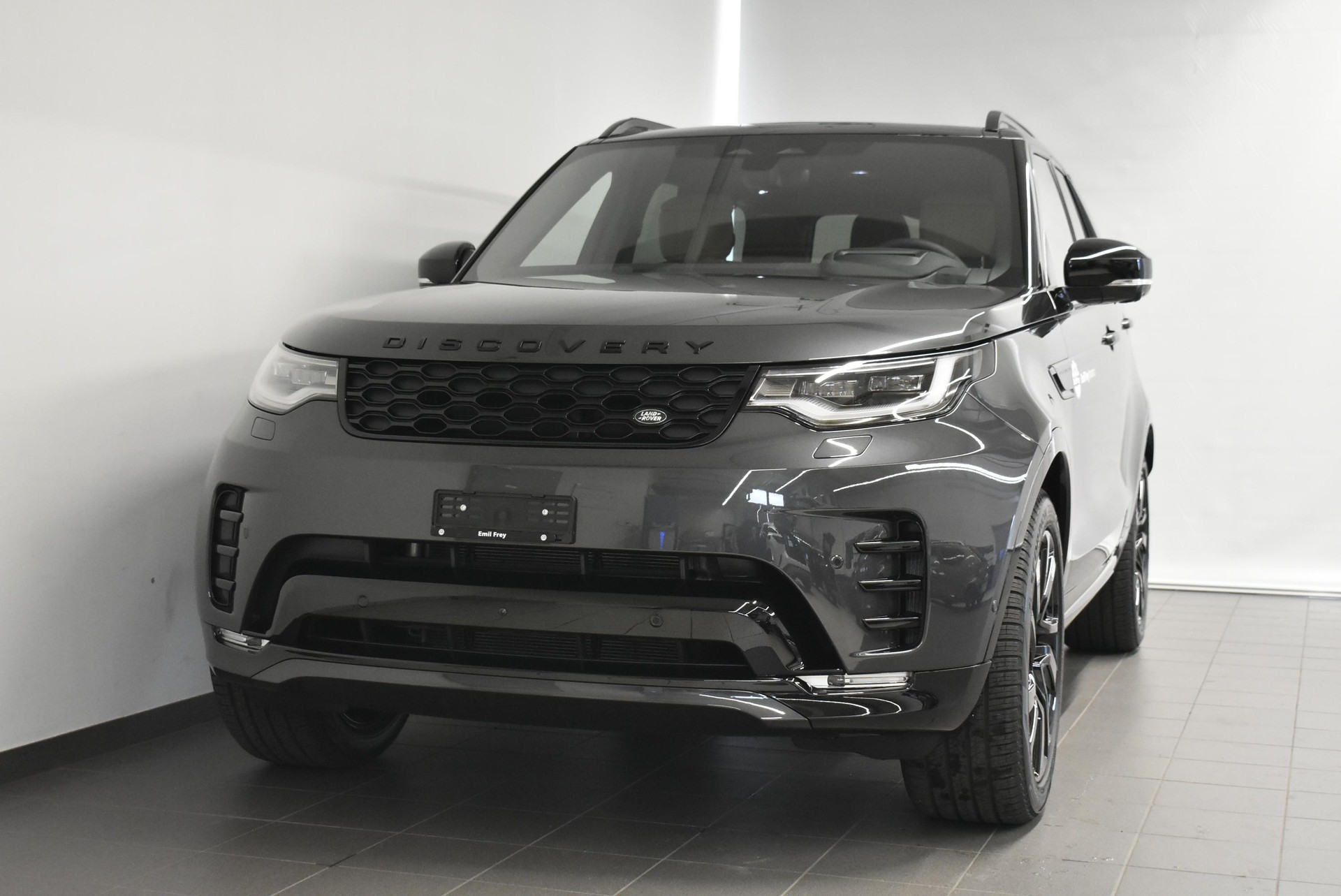 LAND ROVER Discovery 3.0 D I6 350 Dynamic HSE - premio ripresa CHF 10'000.- - Free Services 5 anni / 100'000-image-0