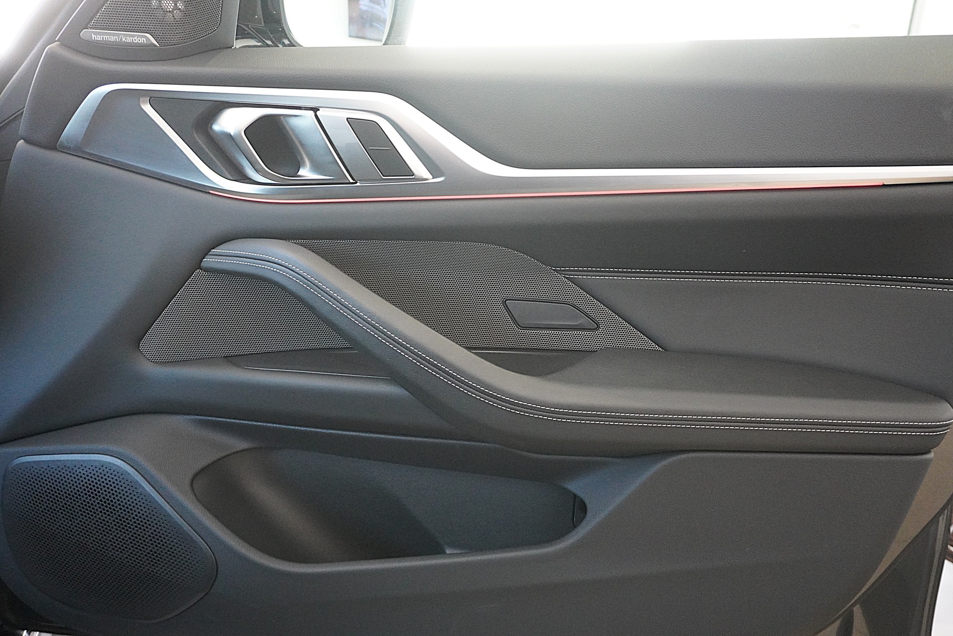 BMW i4 M50 M Sport Pro-image-14