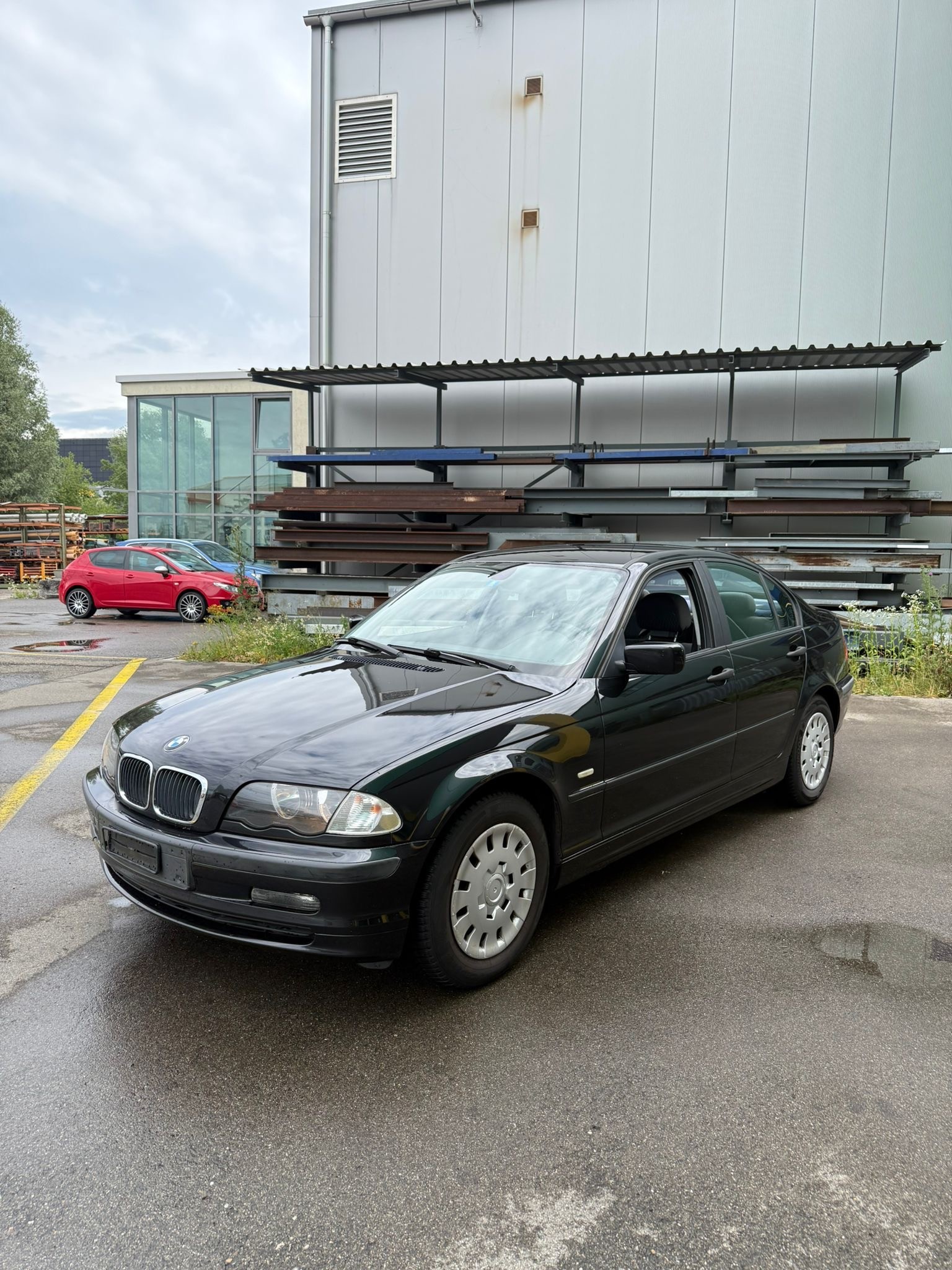 BMW 316i-image-2