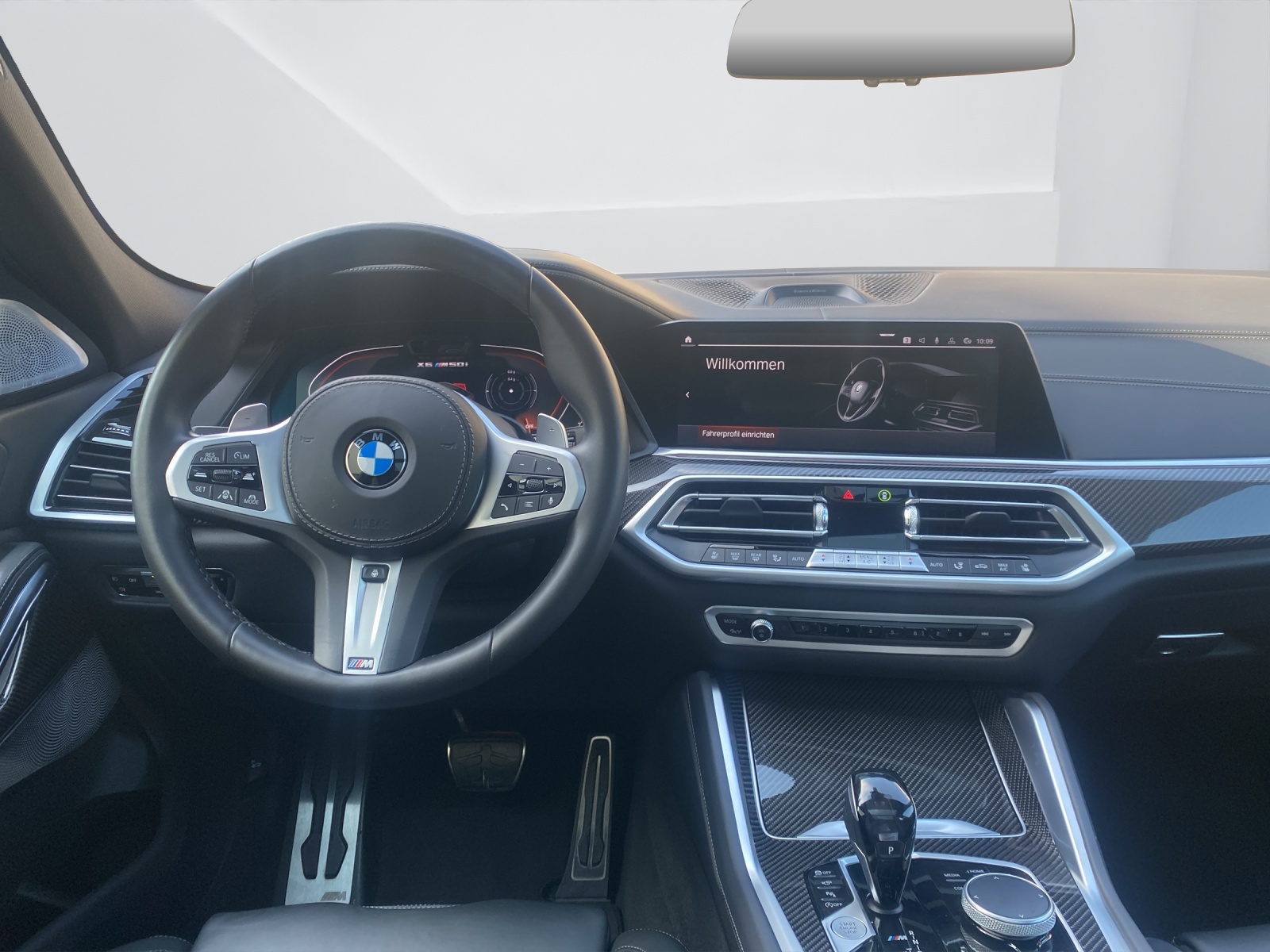 BMW X6 M50i-image-15