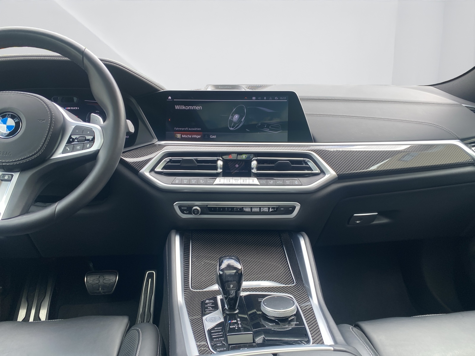BMW X6 M50i-image-17