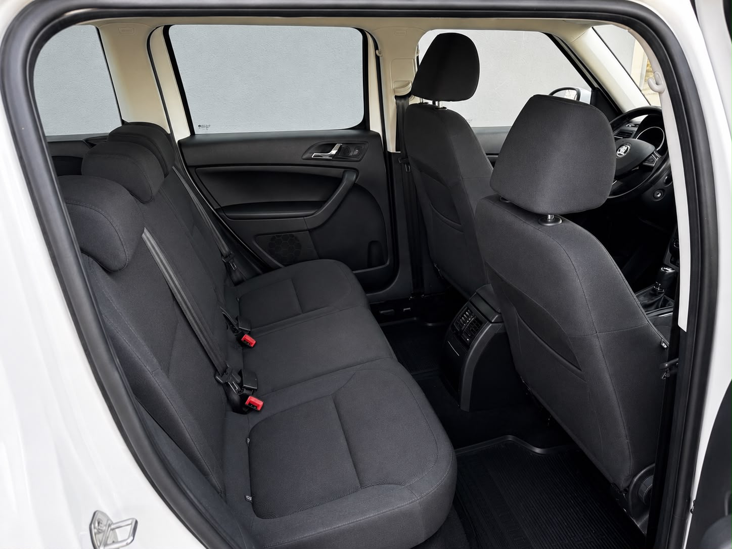 SKODA Yeti 1.4 TSI Active Outdoor 4x4 DSG-image-14