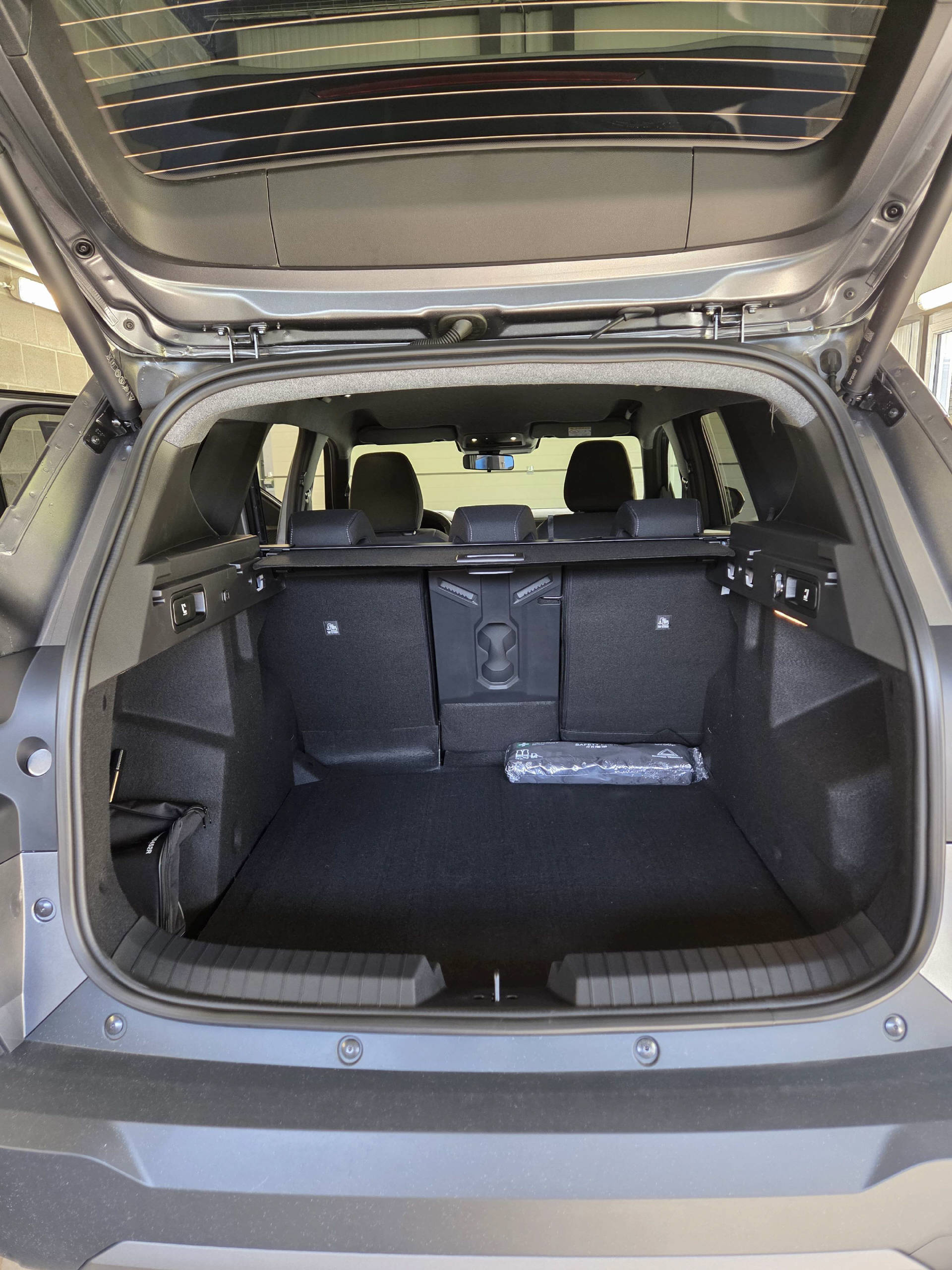 DACIA Bigster 1.2 Hybrid Journey 4WD-image-12