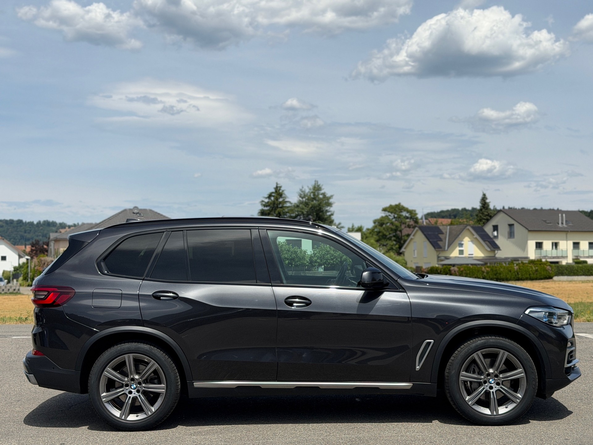 BMW X5 xDrive 48V 30d xLine Steptronic-image-11