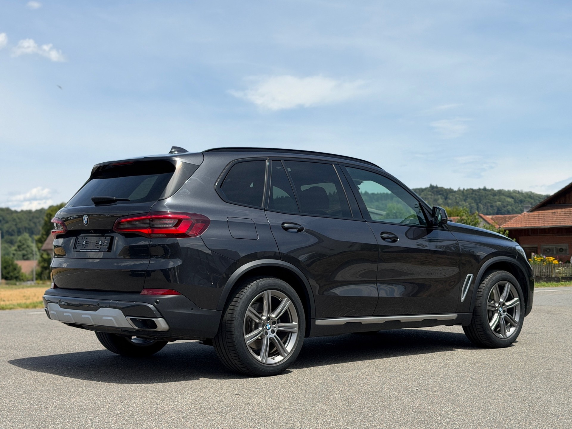 BMW X5 xDrive 48V 30d xLine Steptronic-image-3