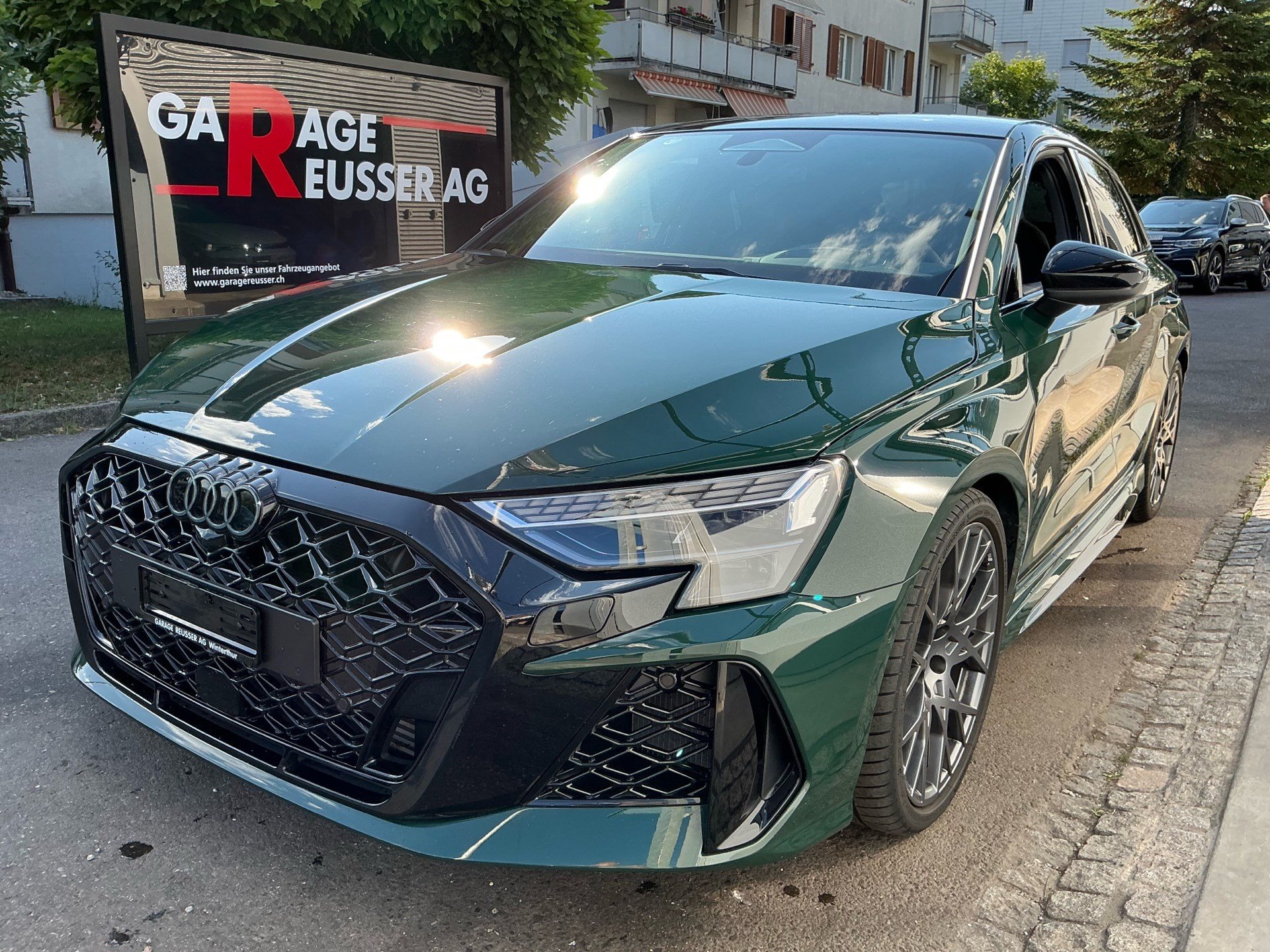 AUDI RS3 SPORTBACK 2.5 400 PS TFSI QUATTRO *** UNIKAT IN GOODWOOD GREEN ***-image-0